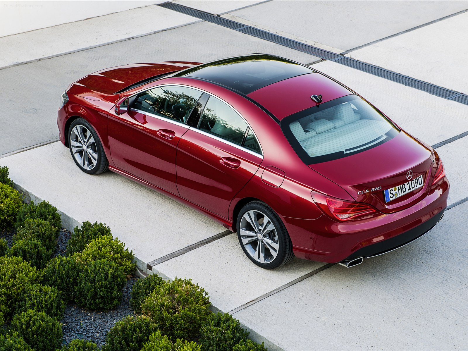 Mercedes Benz CLA Class 2014