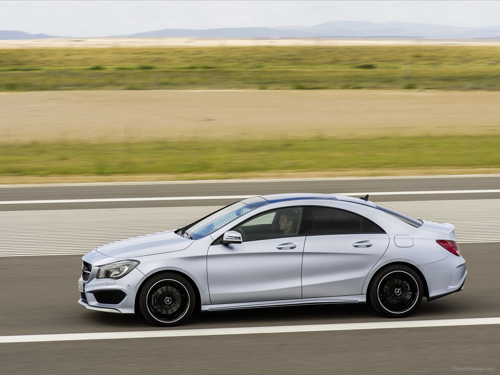 Mercedes Benz CLA Class 2014