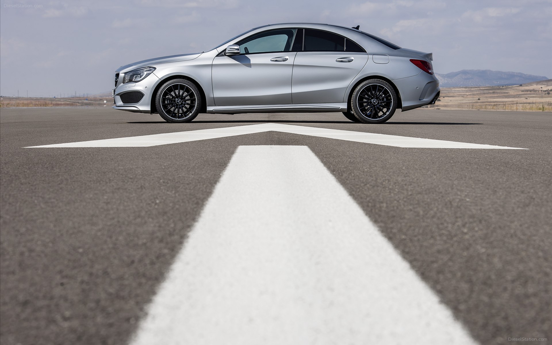 Mercedes Benz CLA Class 2014