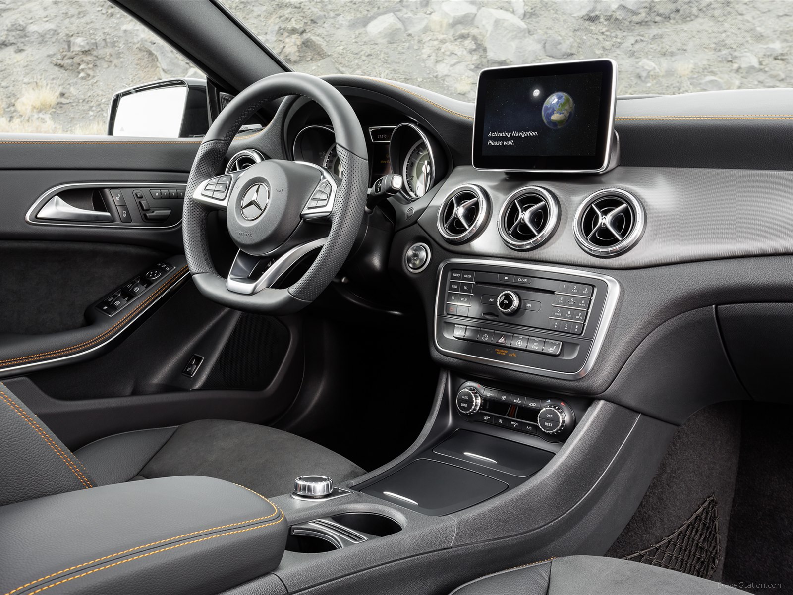 Mercedes-Benz CLA Shooting Brake 2015