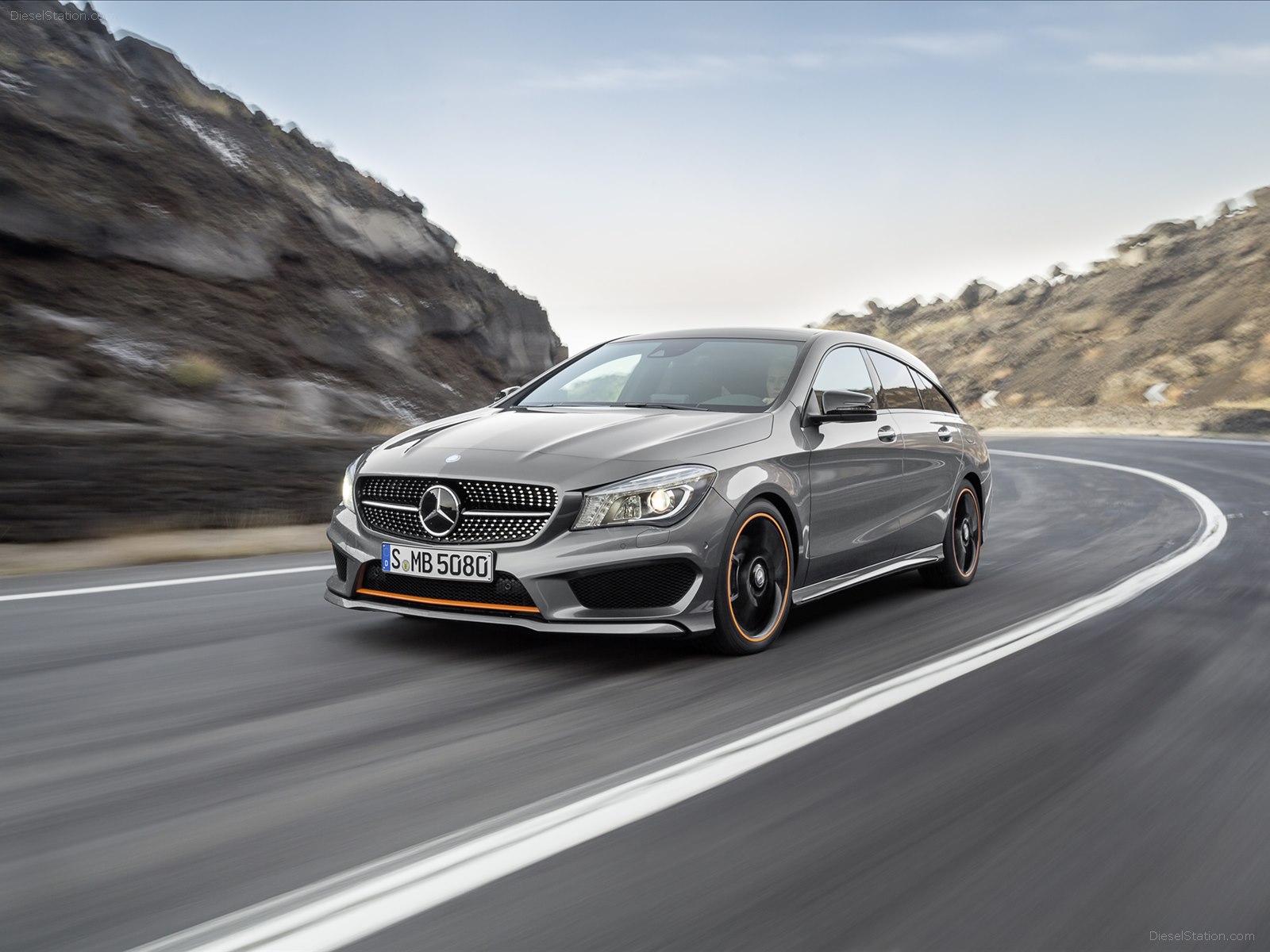 Mercedes-Benz CLA Shooting Brake 2015