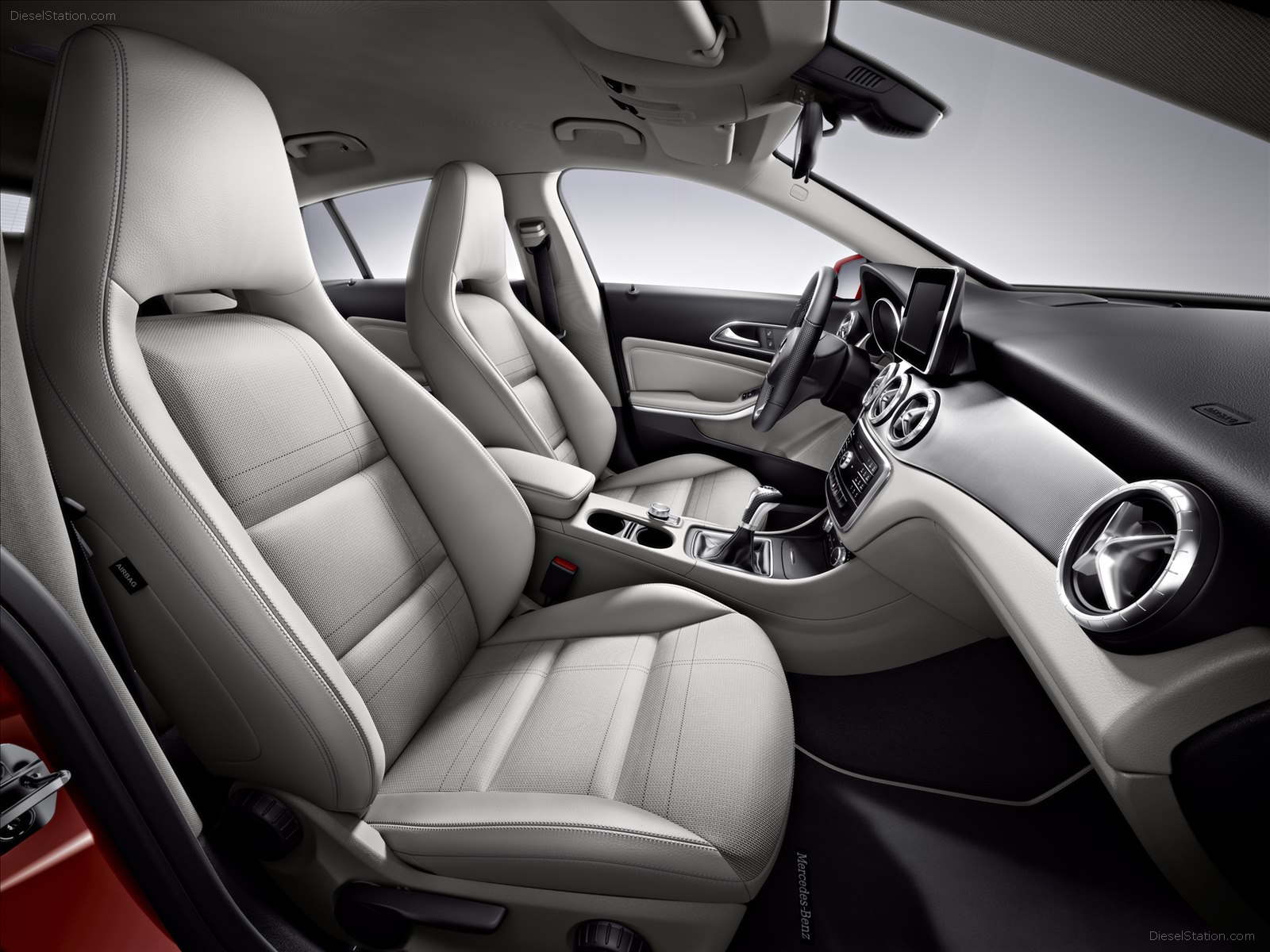 Mercedes-Benz CLA Shooting Brake 2015