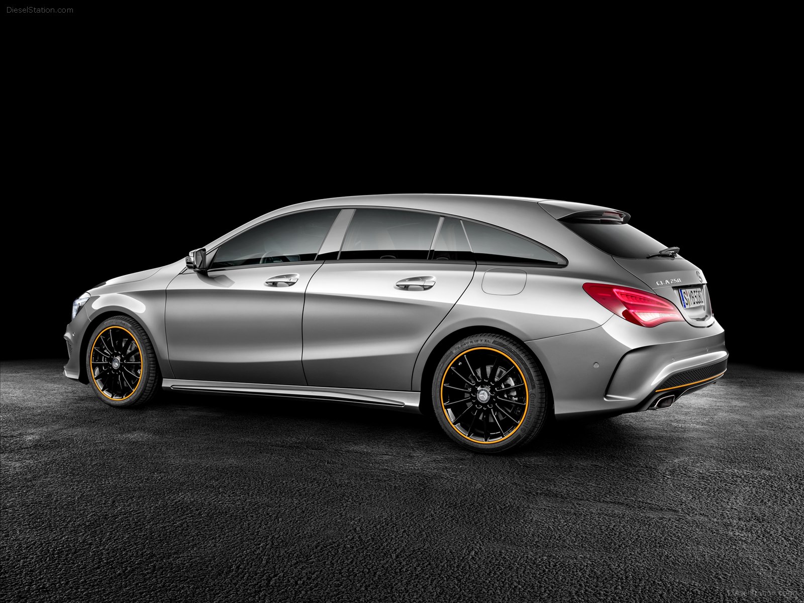 Mercedes-Benz CLA Shooting Brake 2015