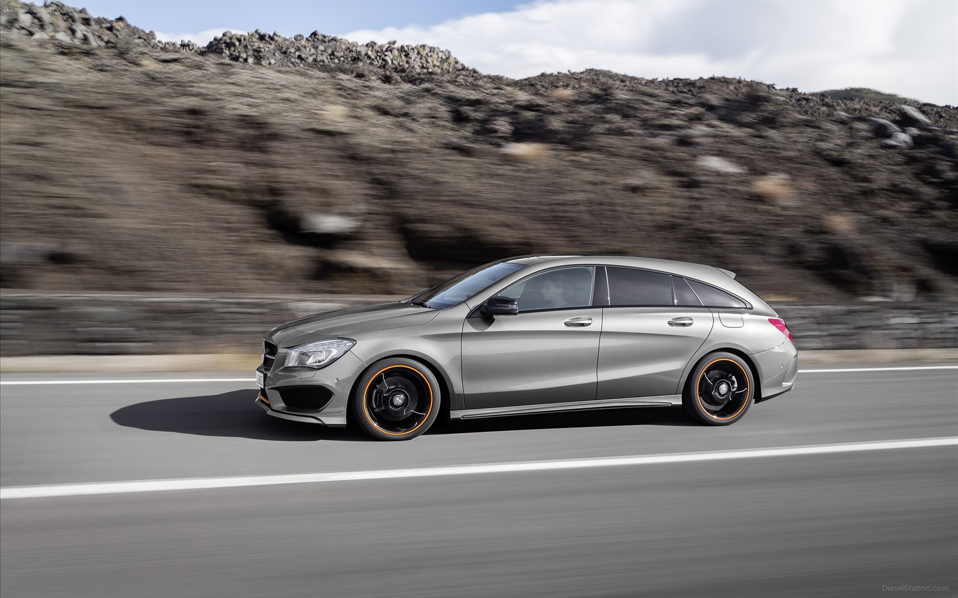 Mercedes-Benz CLA Shooting Brake 2015