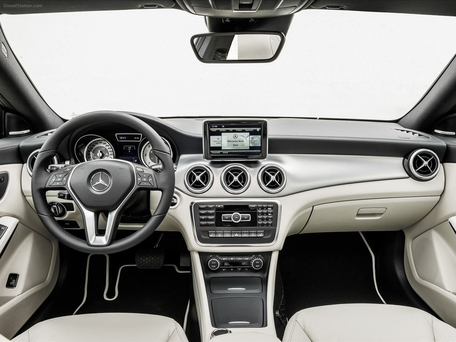 Mercedes Benz CLA250 Edition 1 2014