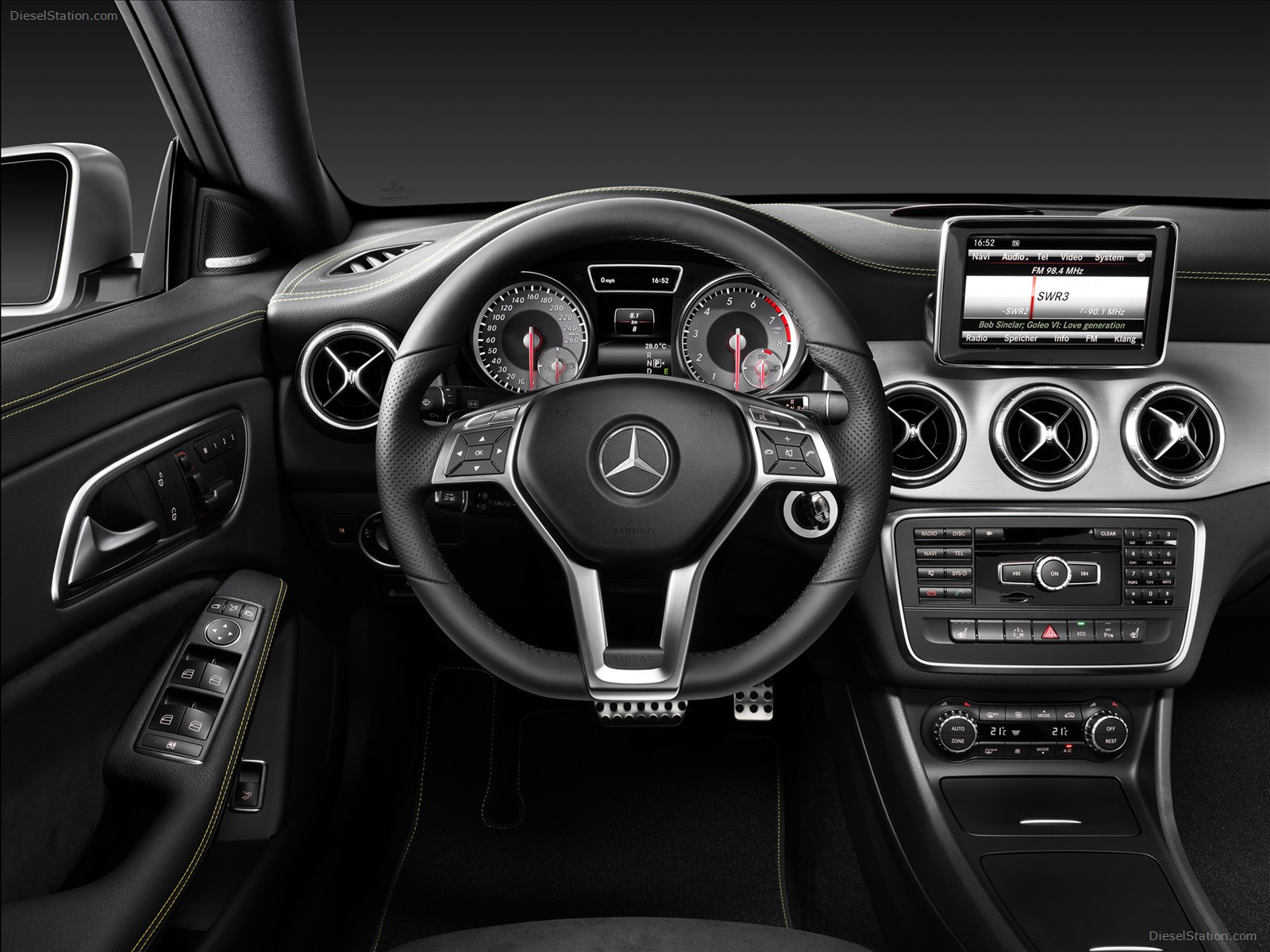 Mercedes Benz CLA250 Edition 1 2014