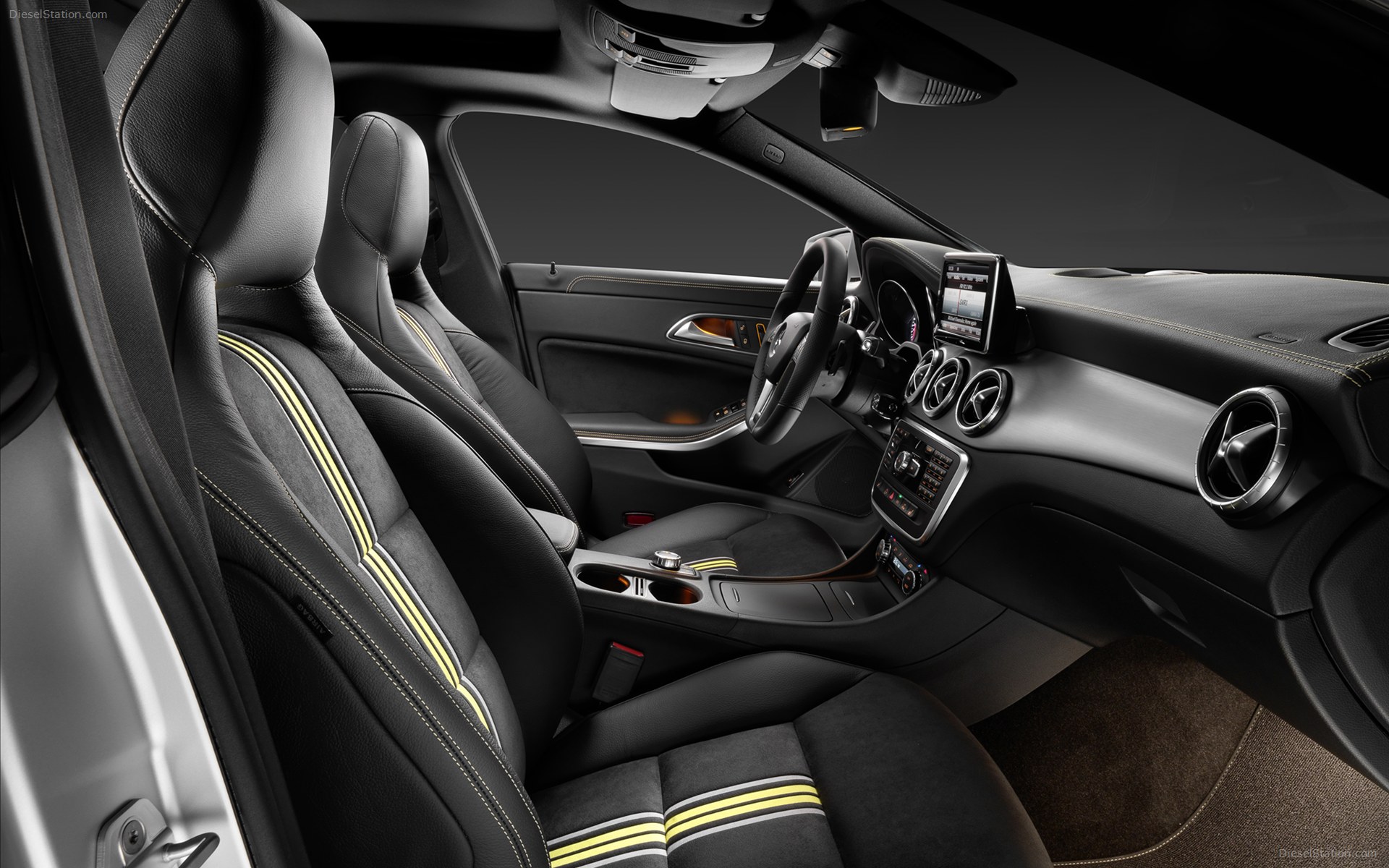 Mercedes Benz CLA250 Edition 1 2014