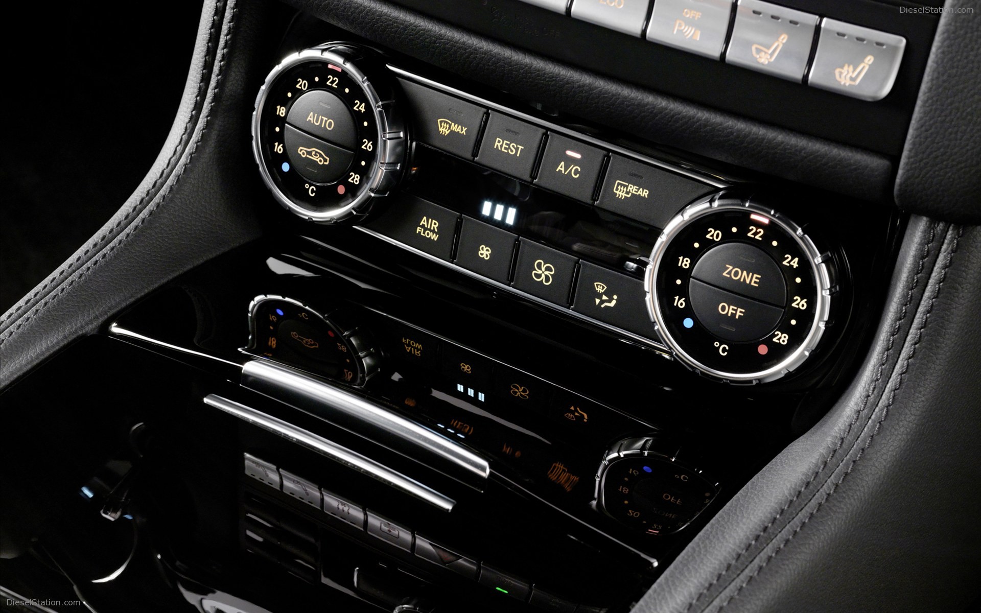 Mercedes-Benz CLS-Class 2012