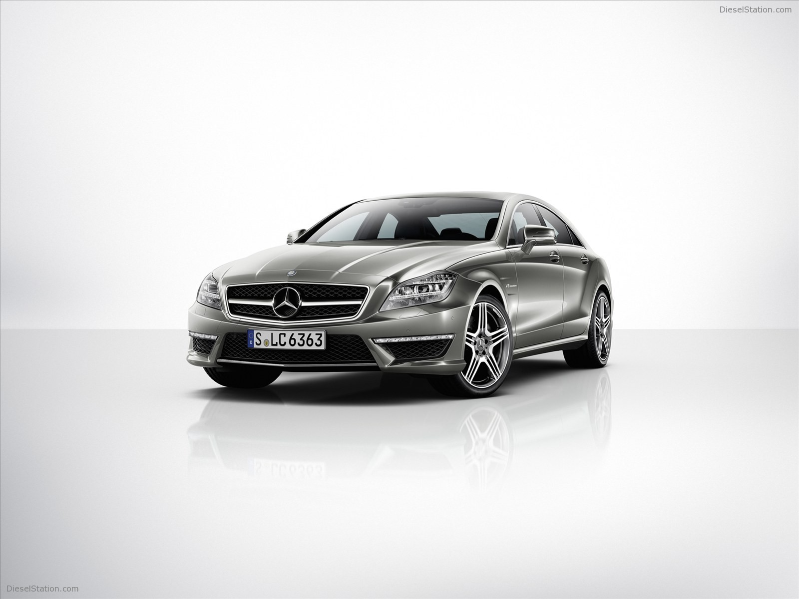 Mercedes-Benz CLS63 AMG 2012