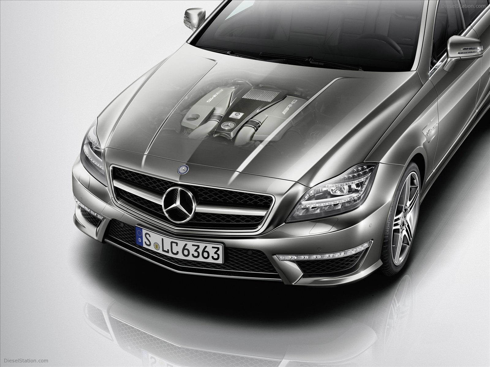 Mercedes-Benz CLS63 AMG 2012