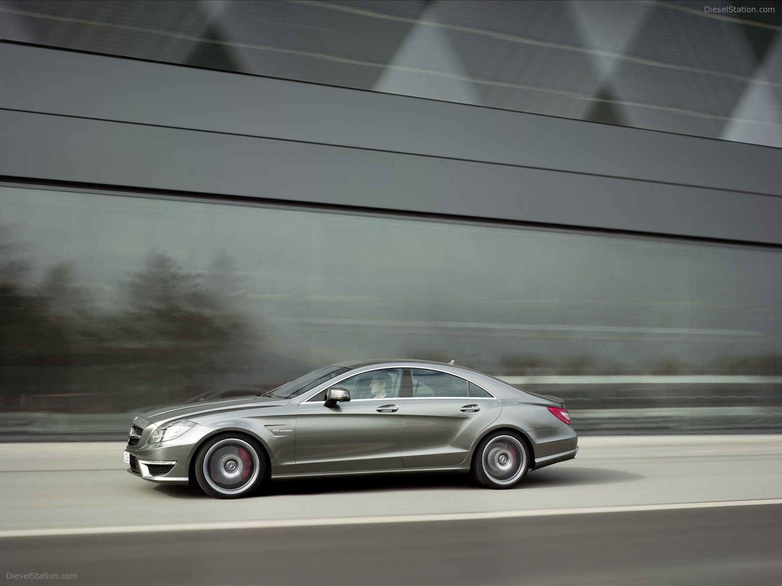 Mercedes-Benz CLS63 AMG 2012