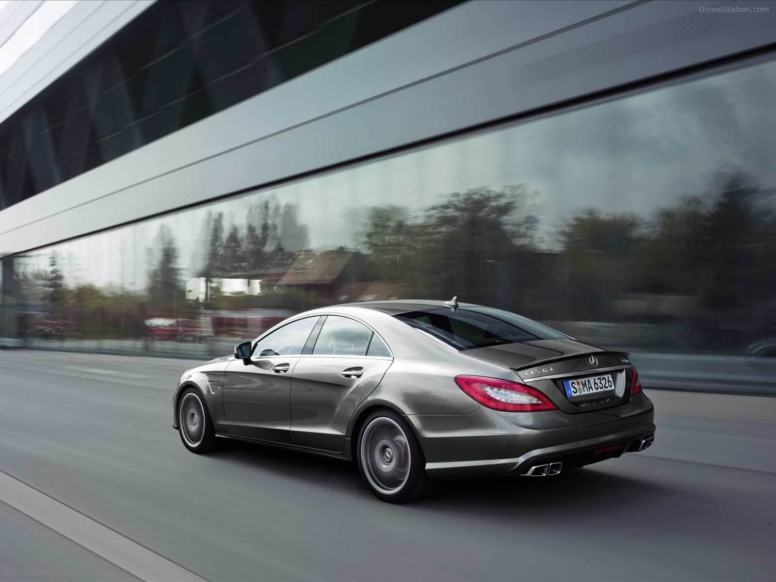 Mercedes-Benz CLS63 AMG 2012