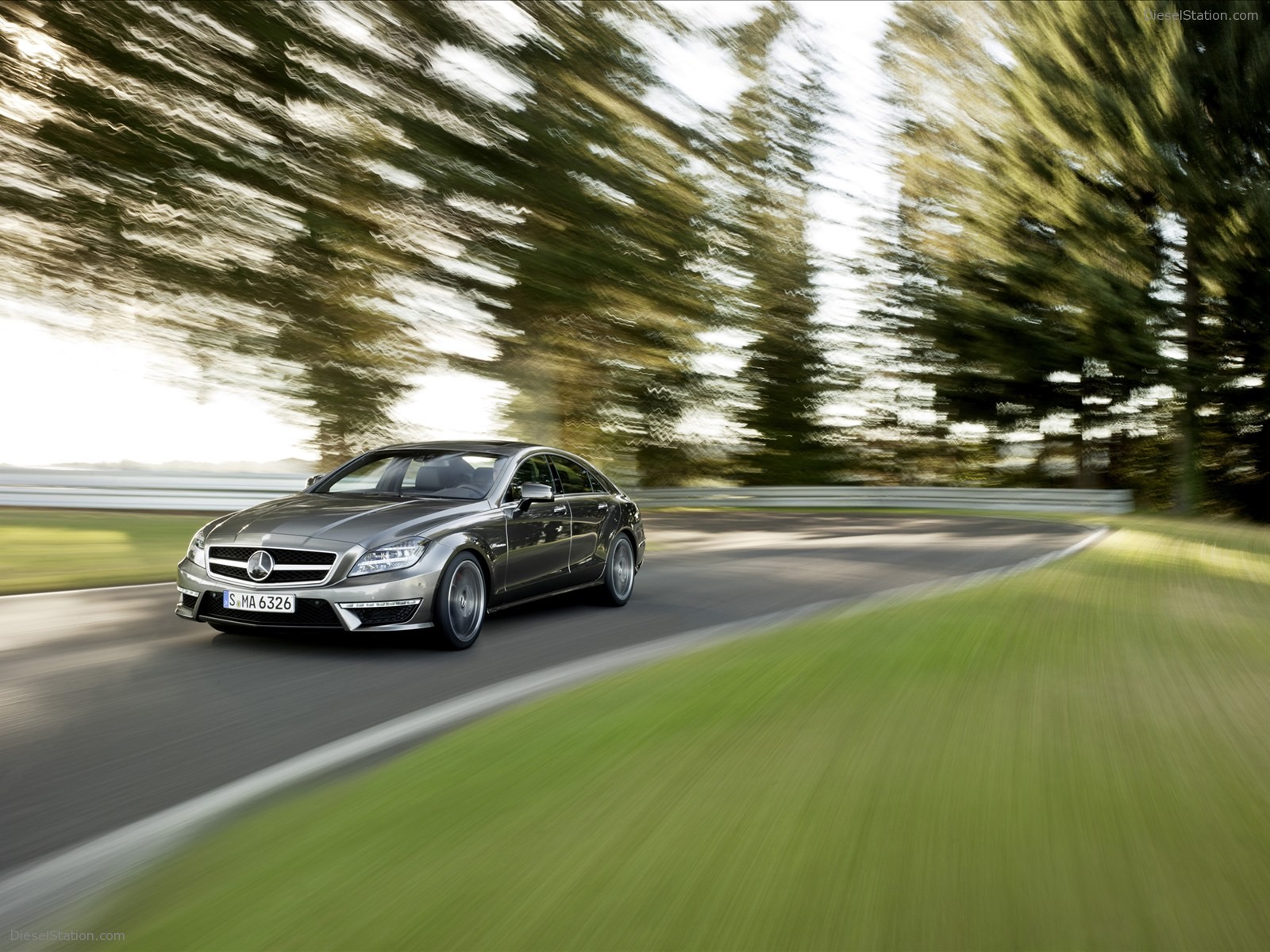 Mercedes-Benz CLS63 AMG 2012