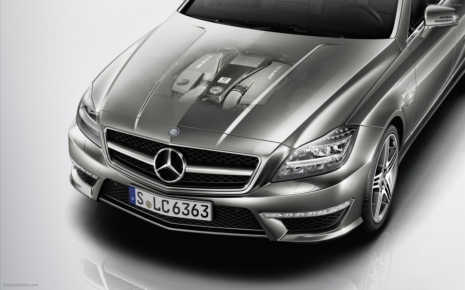 Mercedes-Benz CLS63 AMG 2012