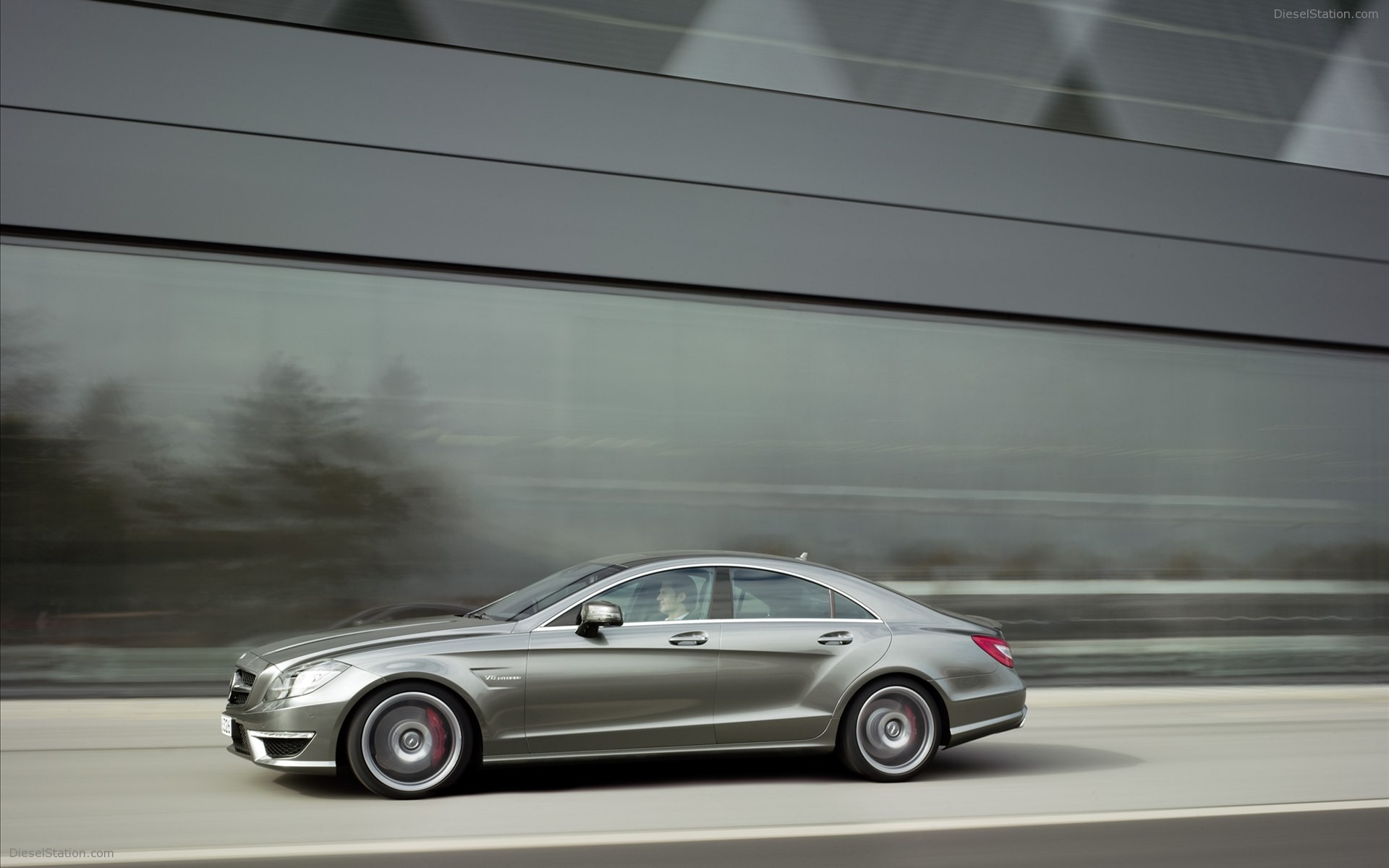 Mercedes-Benz CLS63 AMG 2012