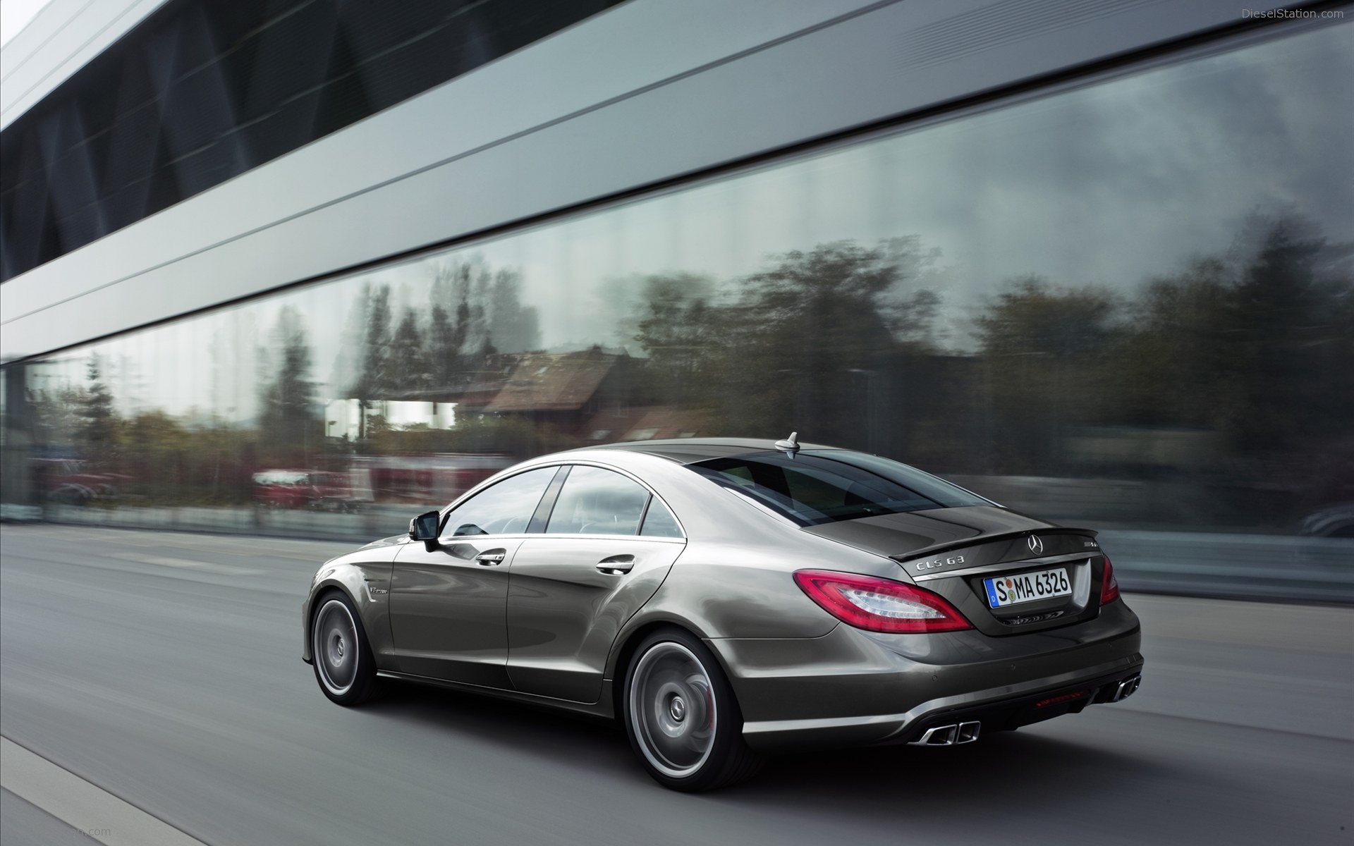 Mercedes-Benz CLS63 AMG 2012
