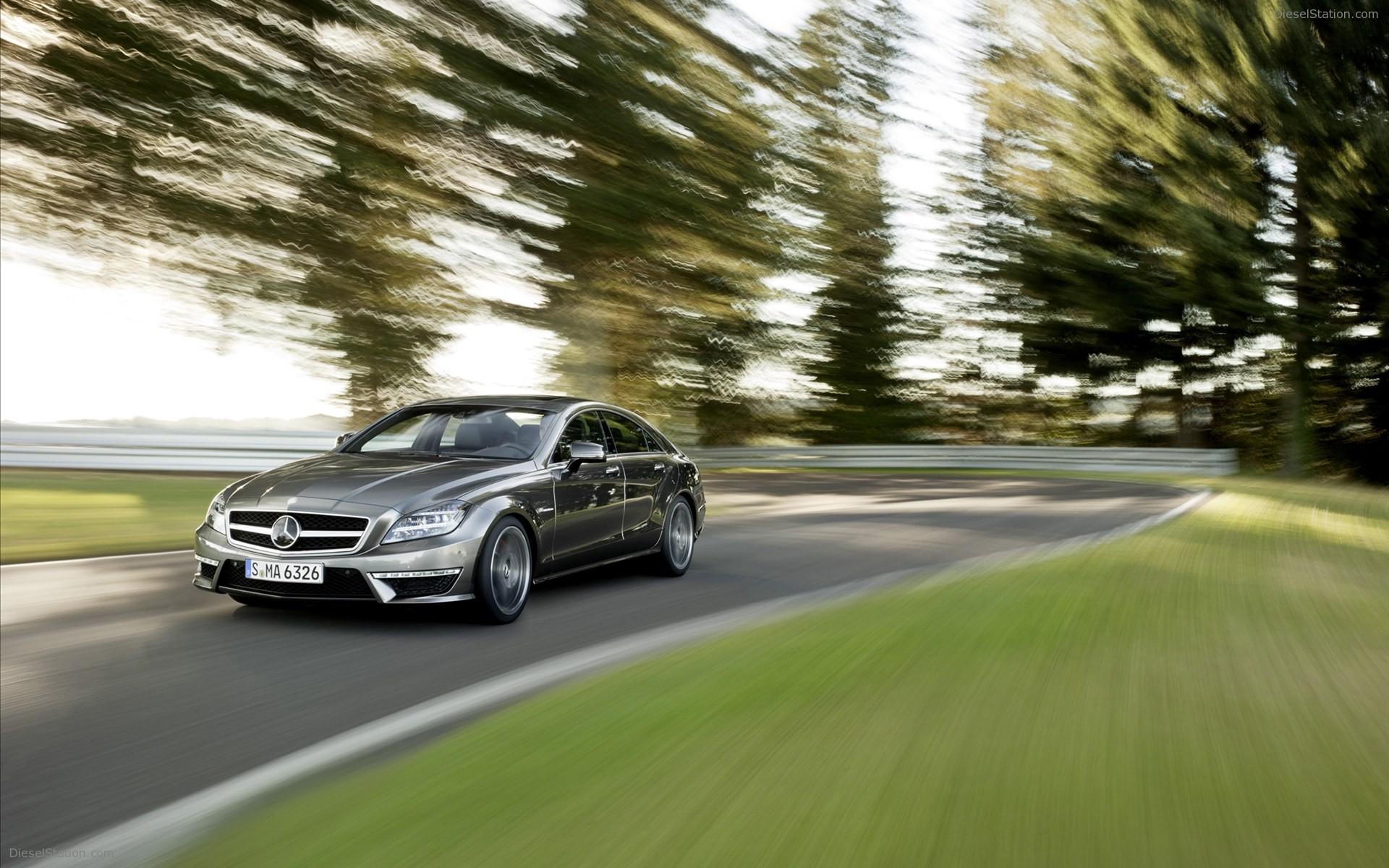 Mercedes-Benz CLS63 AMG 2012