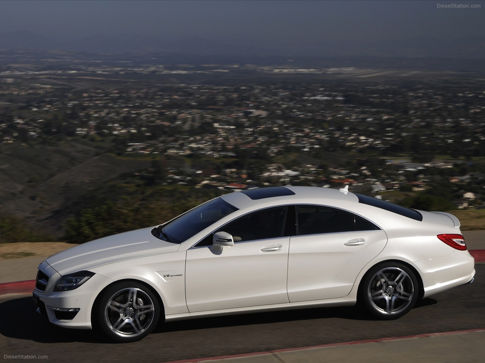 Mercedes-Benz CLS63 AMG US Version 2012