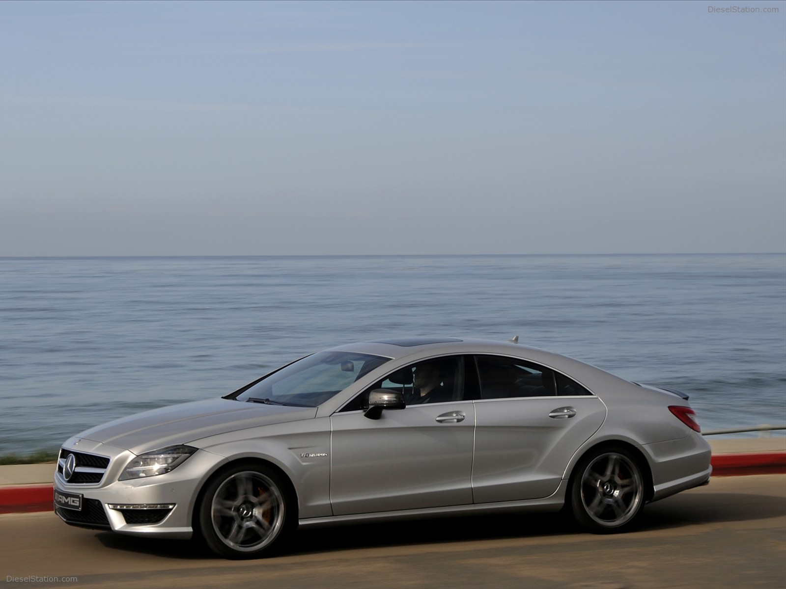 Mercedes-Benz CLS63 AMG US Version 2012