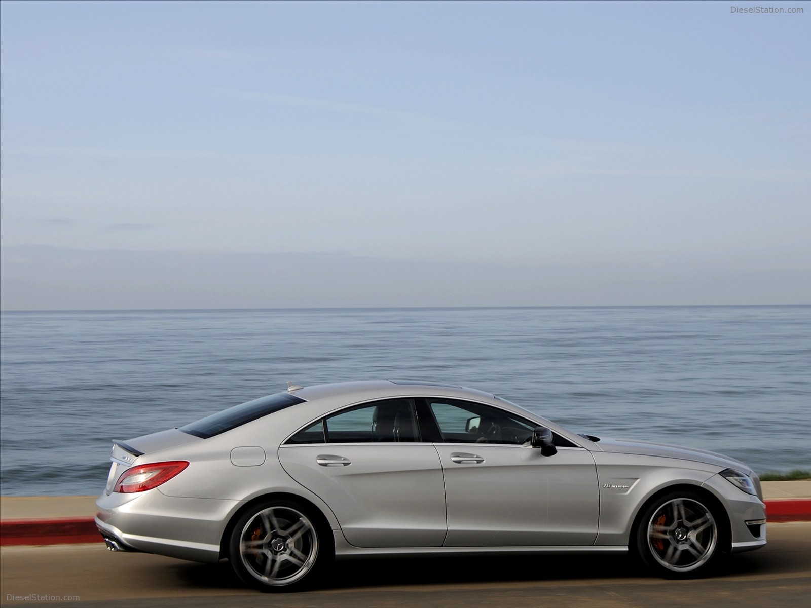Mercedes-Benz CLS63 AMG US Version 2012