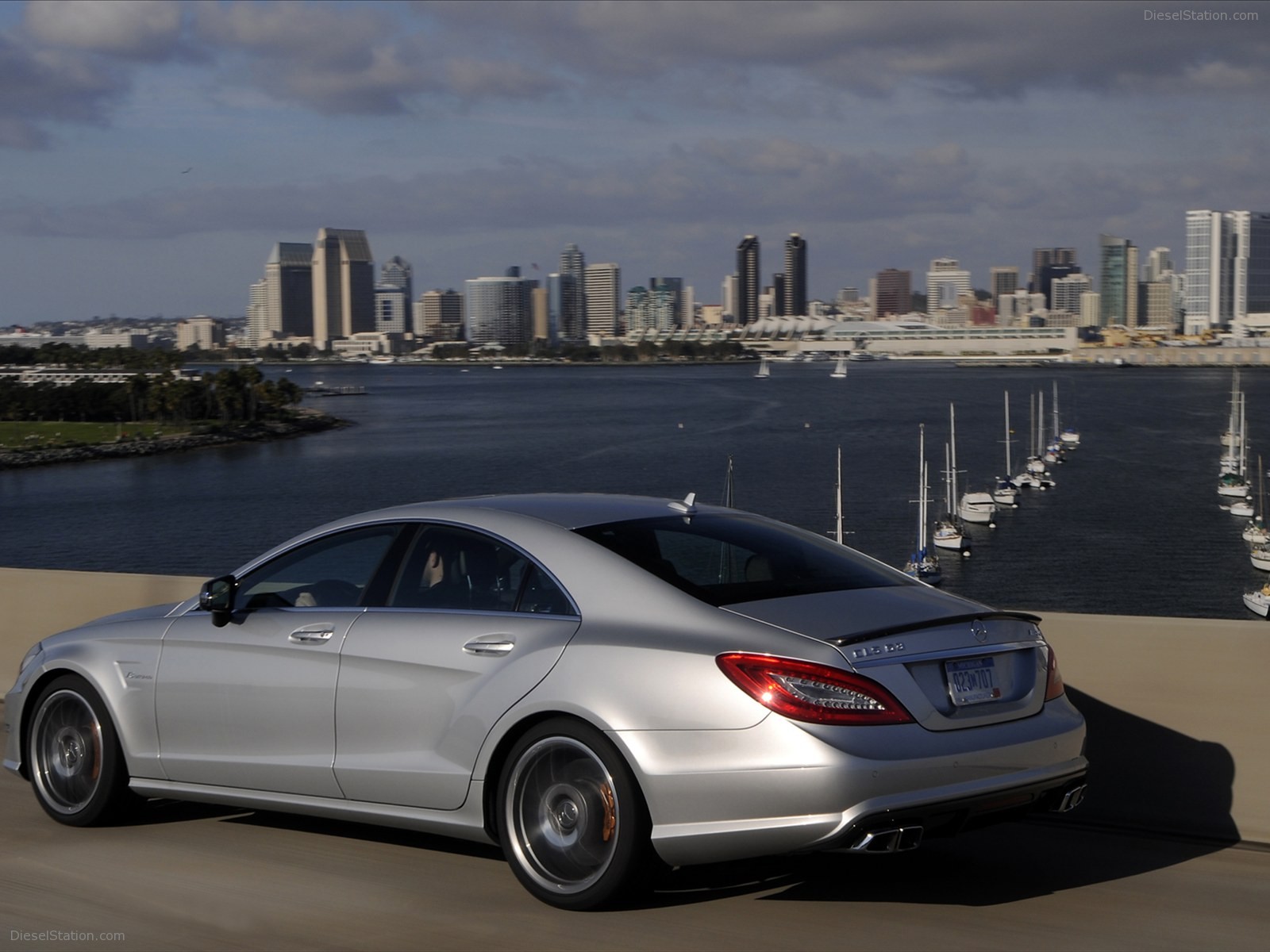 Mercedes-Benz CLS63 AMG US Version 2012 Mercedes-Benz CLS63 AMG US Version 2012