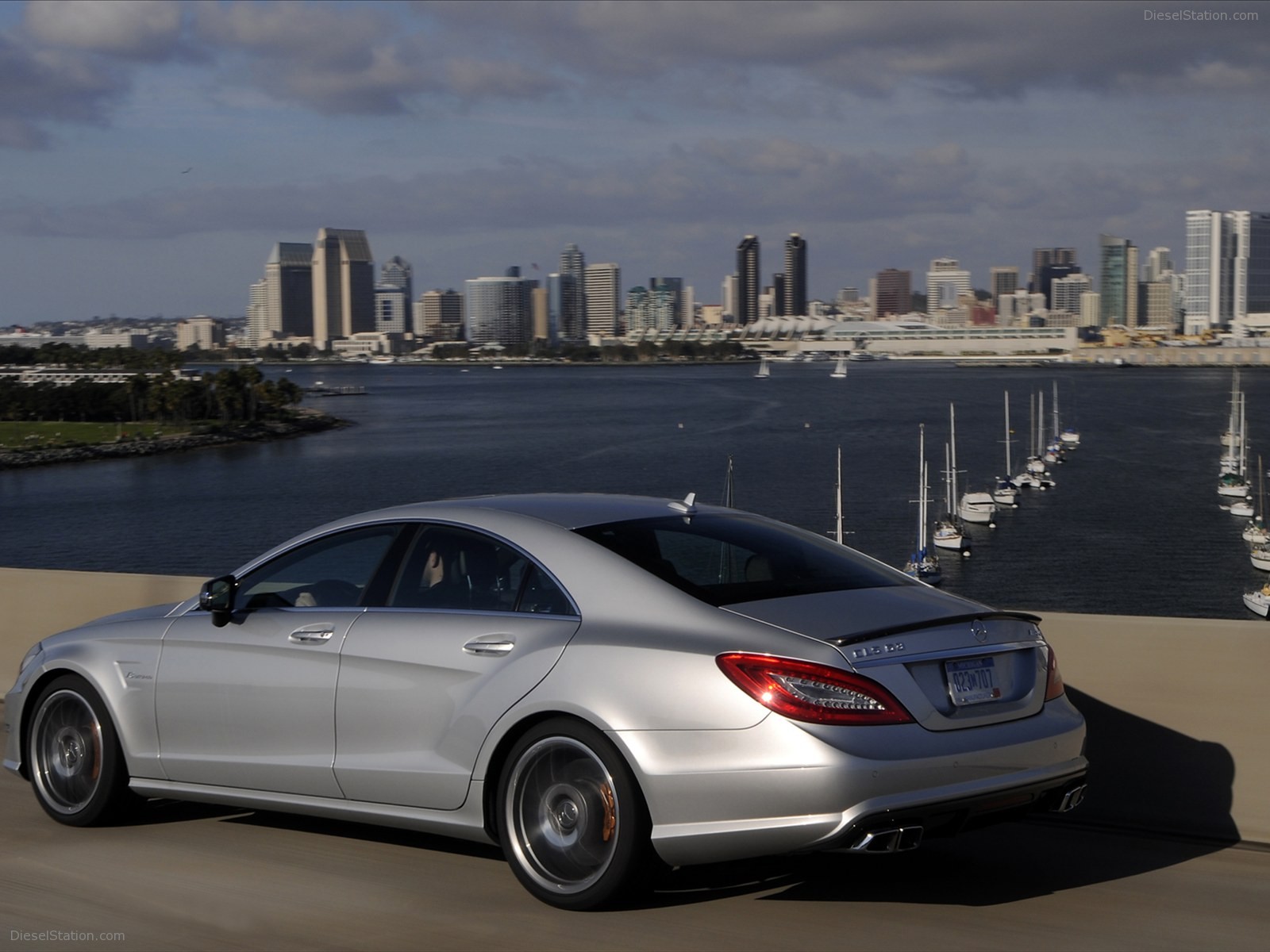 Mercedes-Benz CLS63 AMG US Version 2012