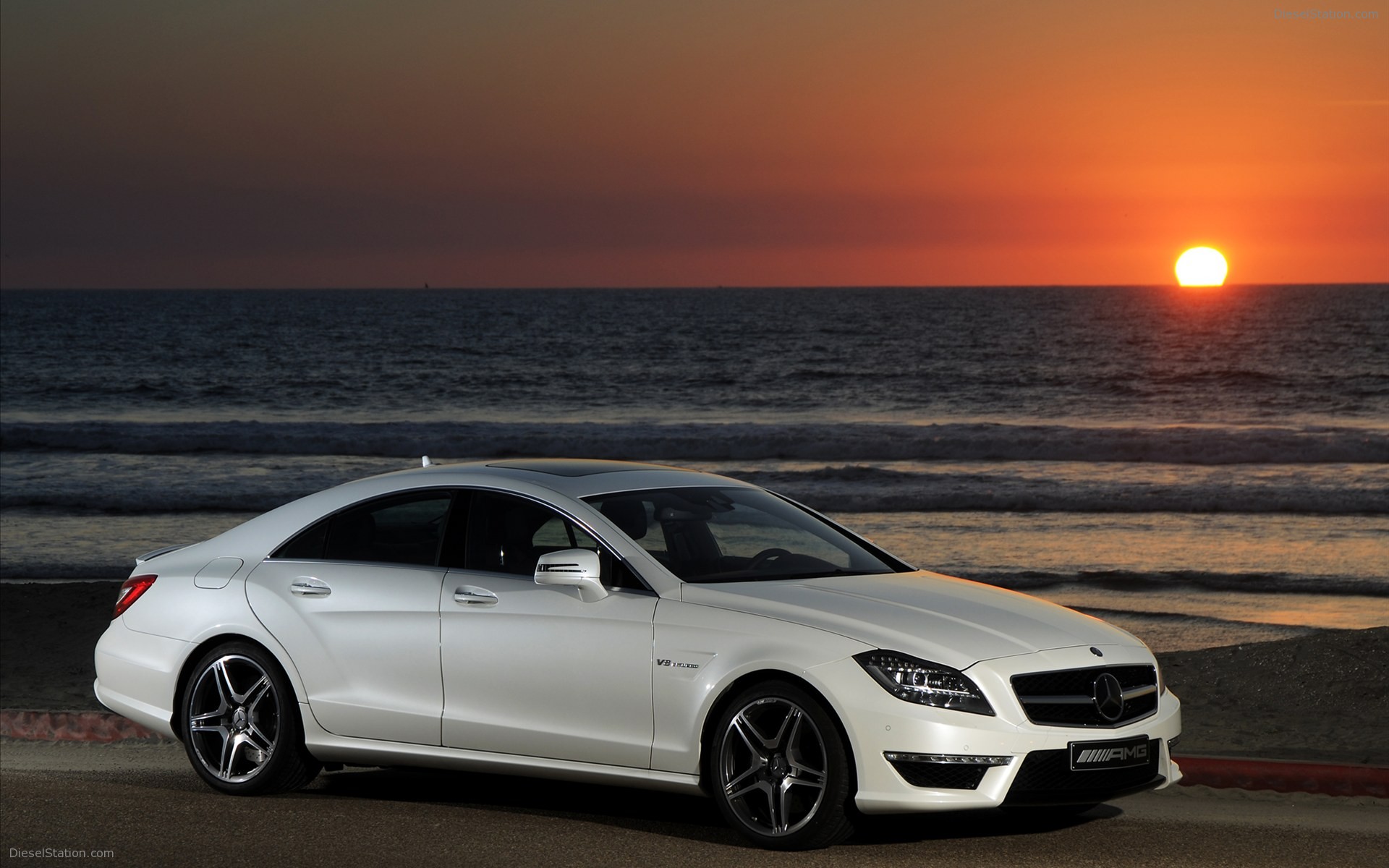 Mercedes-Benz CLS63 AMG US Version 2012