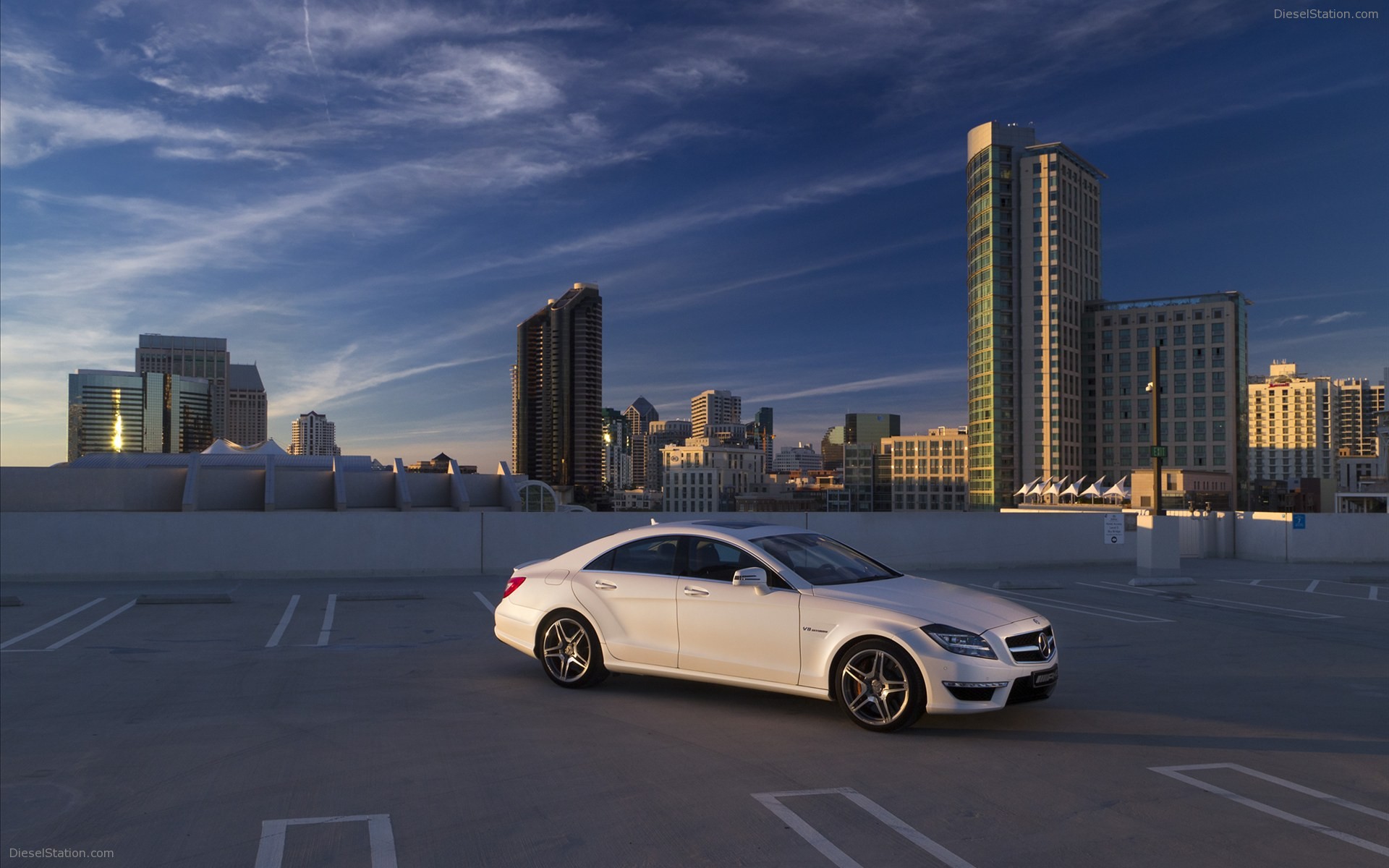 Mercedes-Benz CLS63 AMG US Version 2012 Mercedes-Benz CLS63 AMG US Version 2012