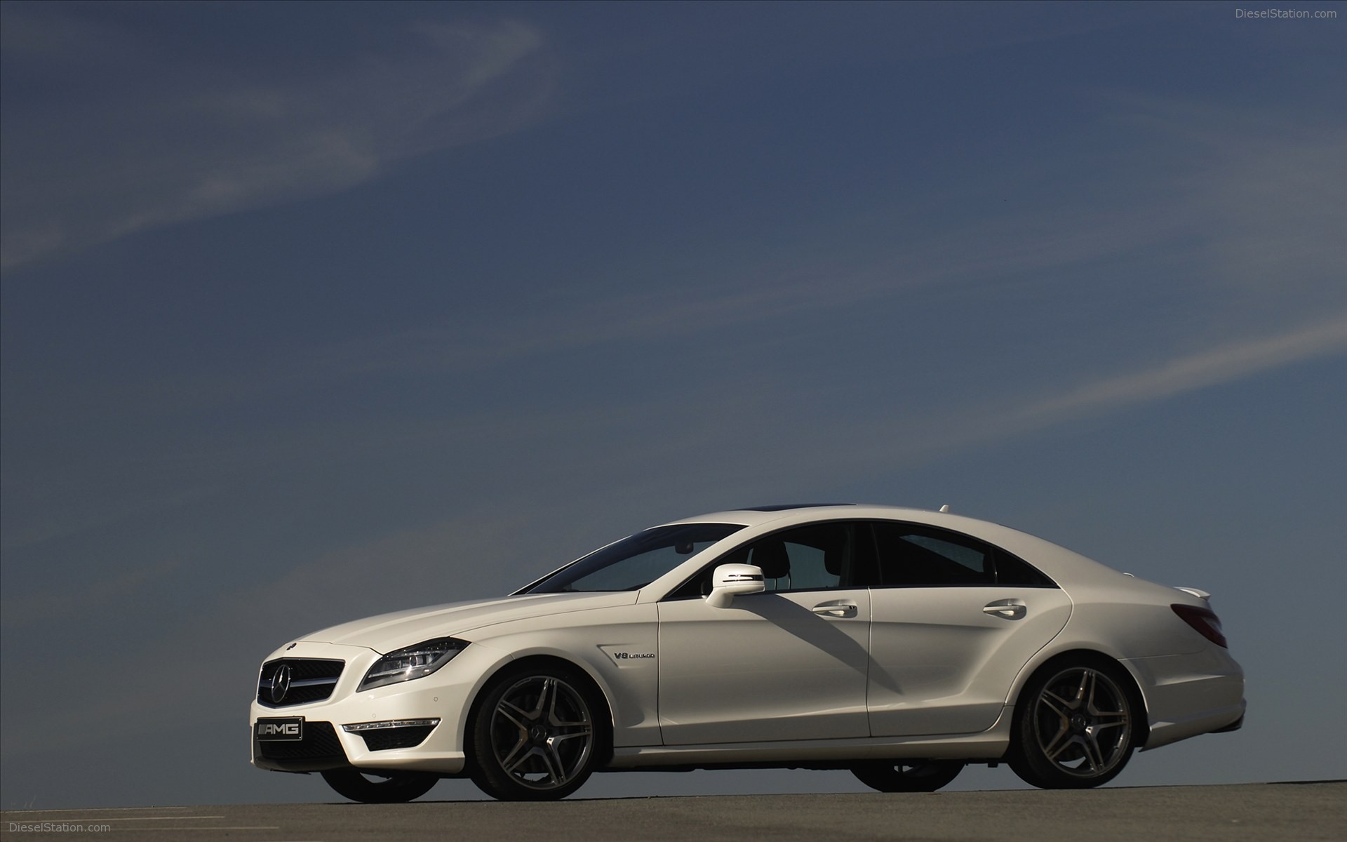 Mercedes-Benz CLS63 AMG US Version 2012