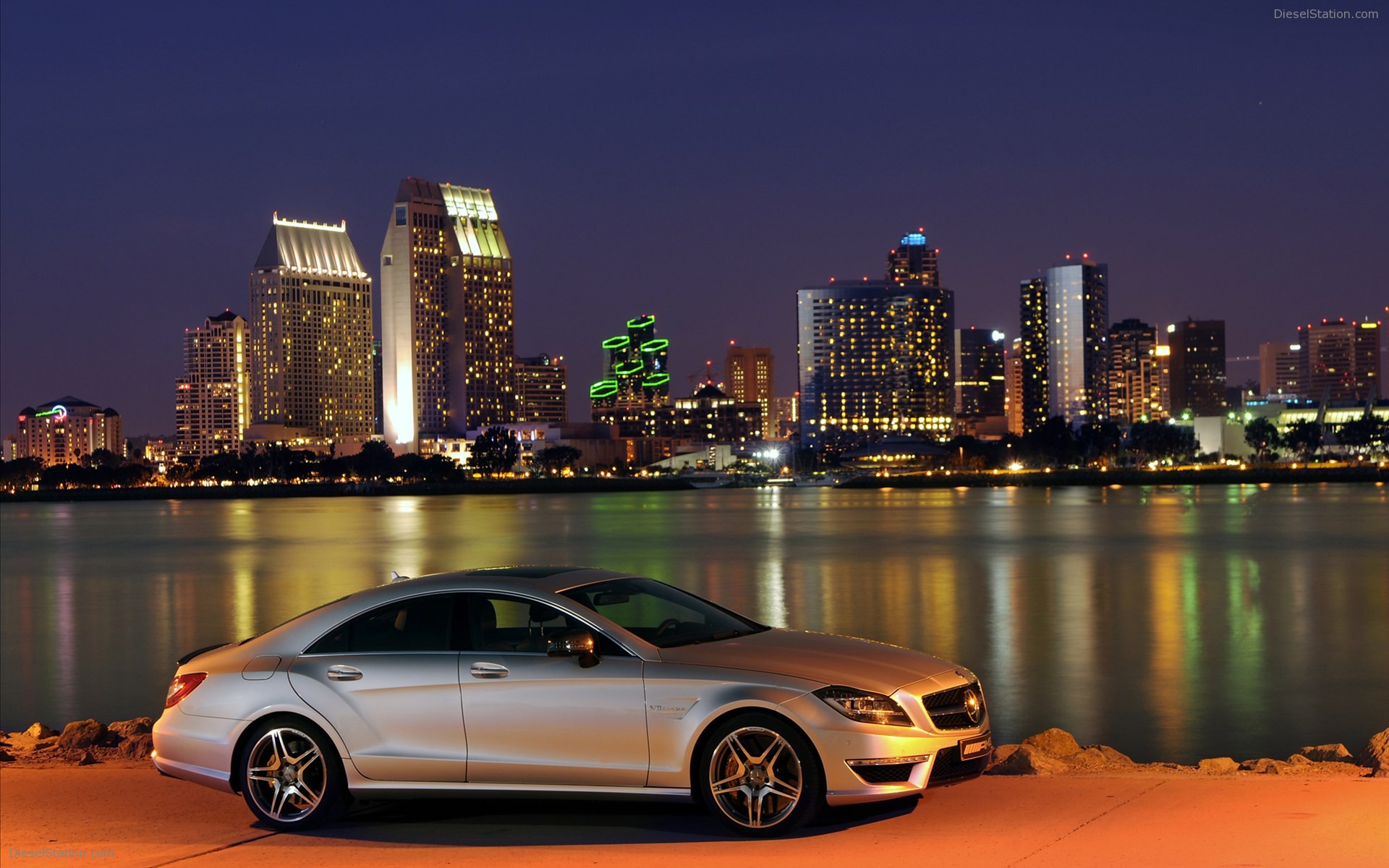 Mercedes-Benz CLS63 AMG US Version 2012