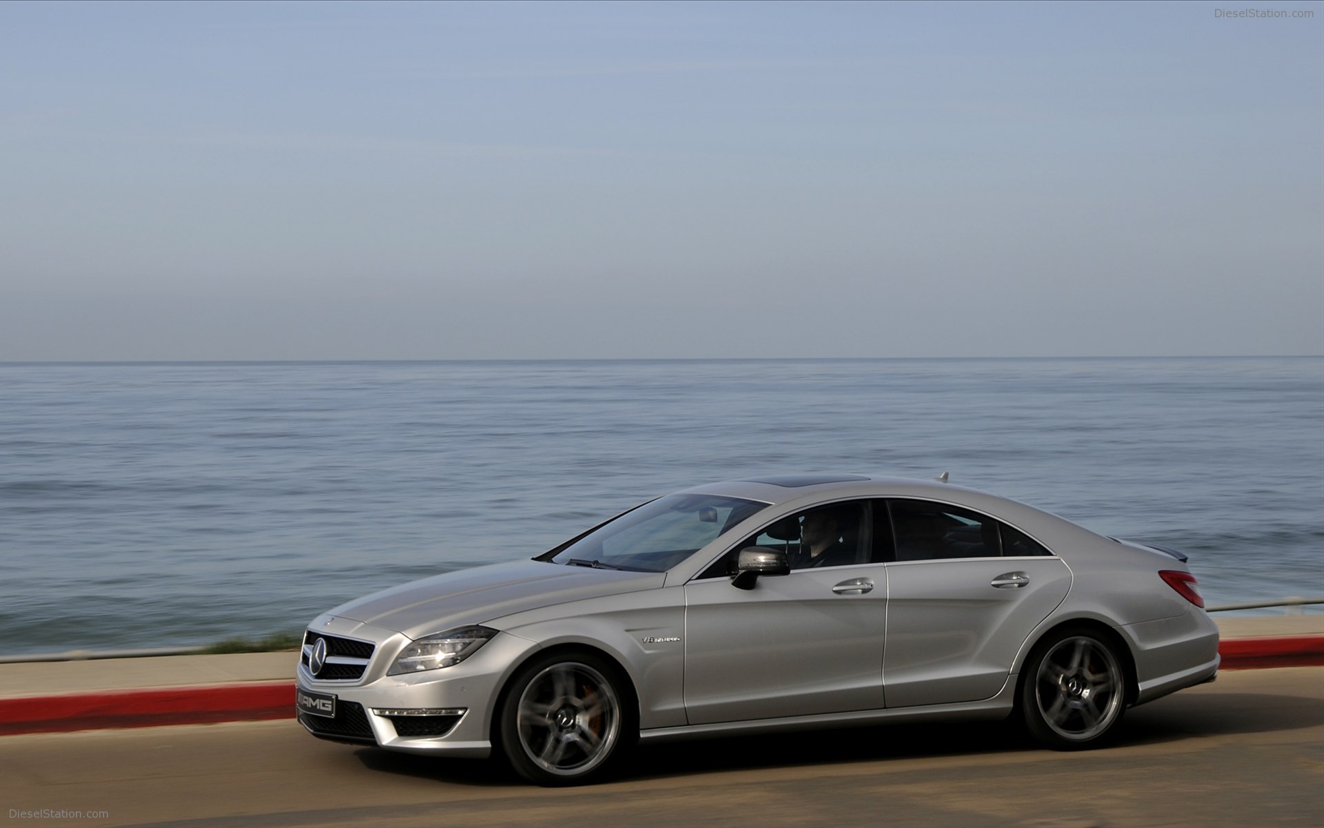 Mercedes-Benz CLS63 AMG US Version 2012