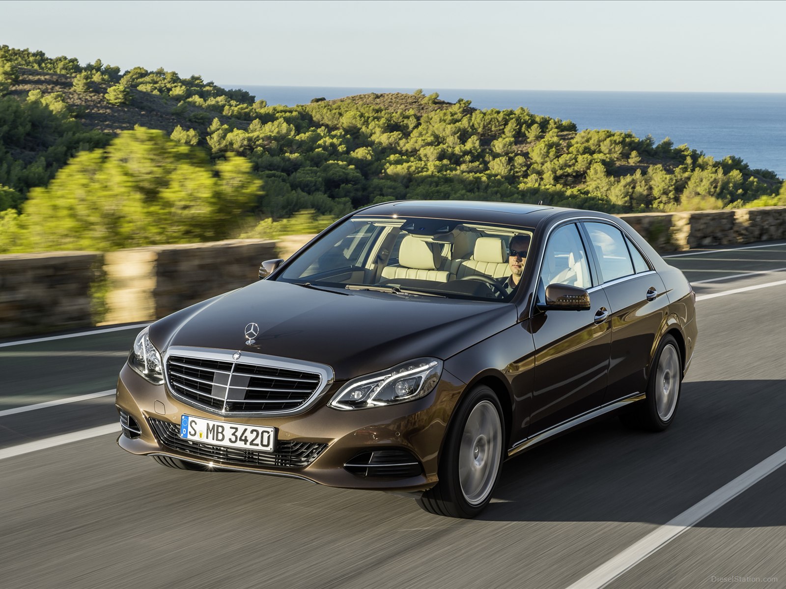 Mercedes-Benz E-Class 2014