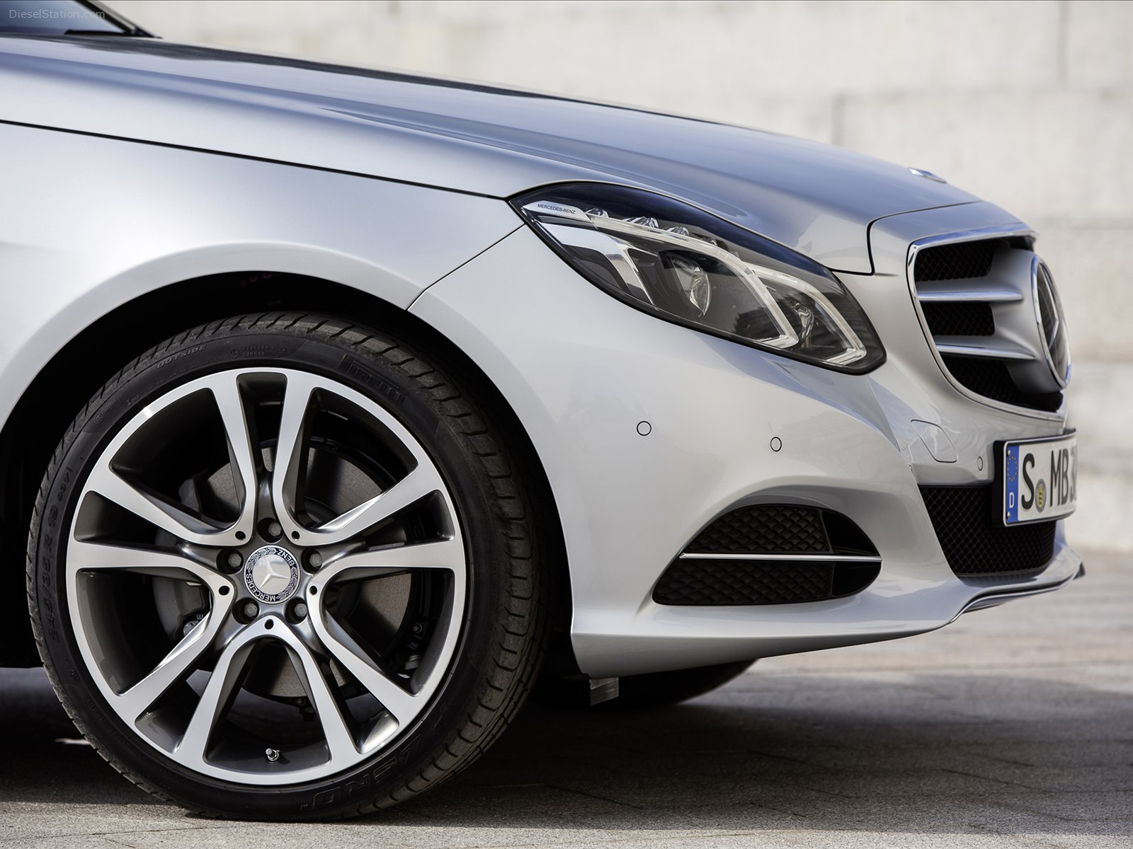 Mercedes-Benz E-Class 2014