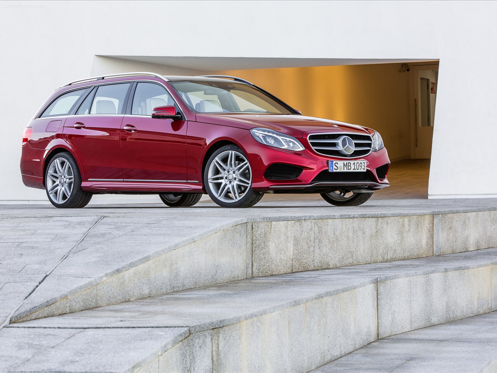 Mercedes-Benz E-Class 2014