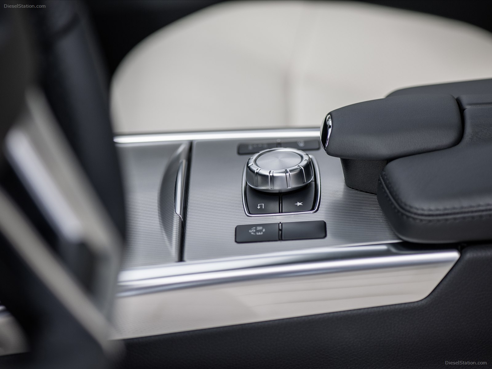 Mercedes-Benz E-Class 2014