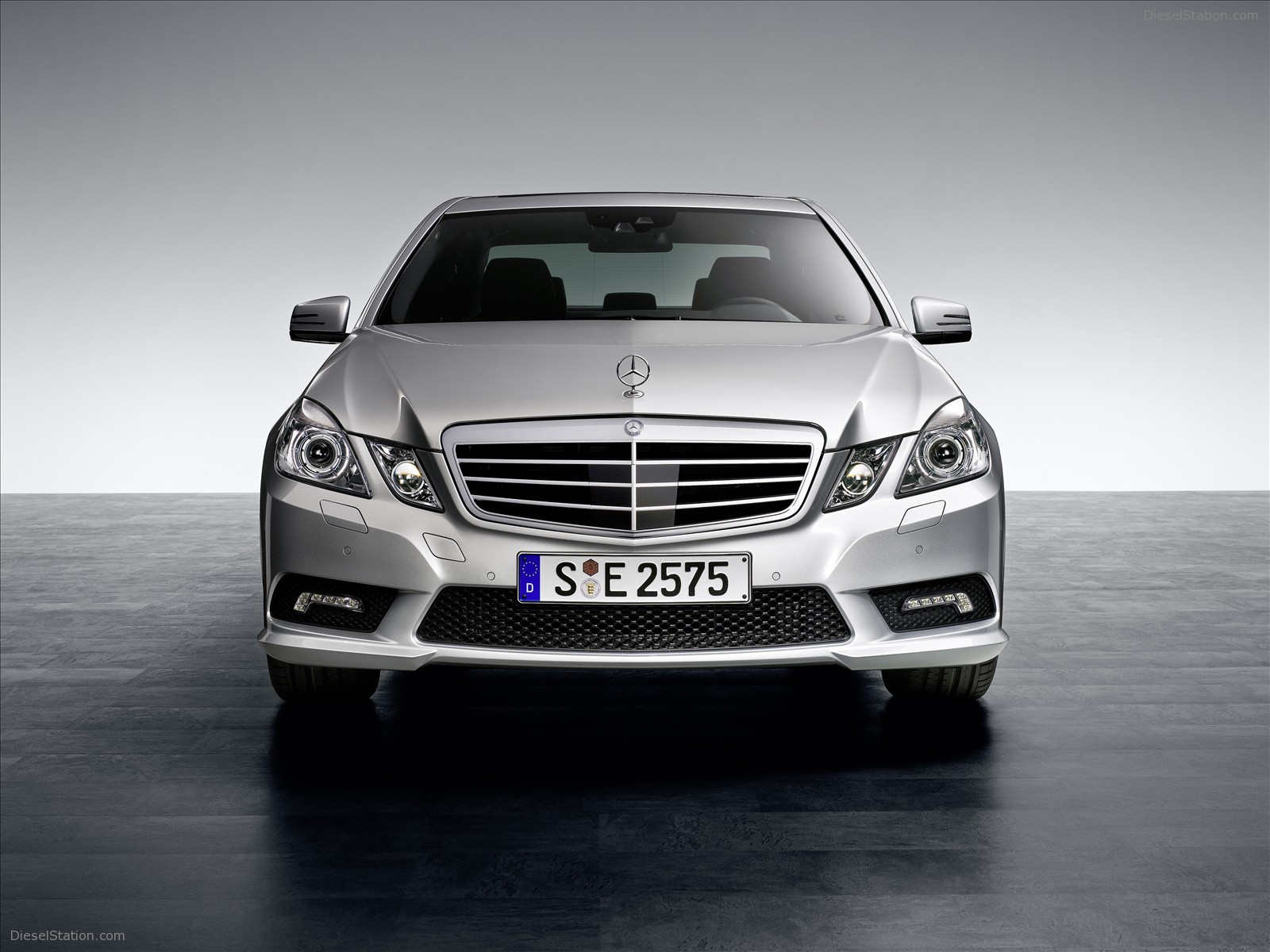 Mercedes-Benz E-Class AMG Sports Package 