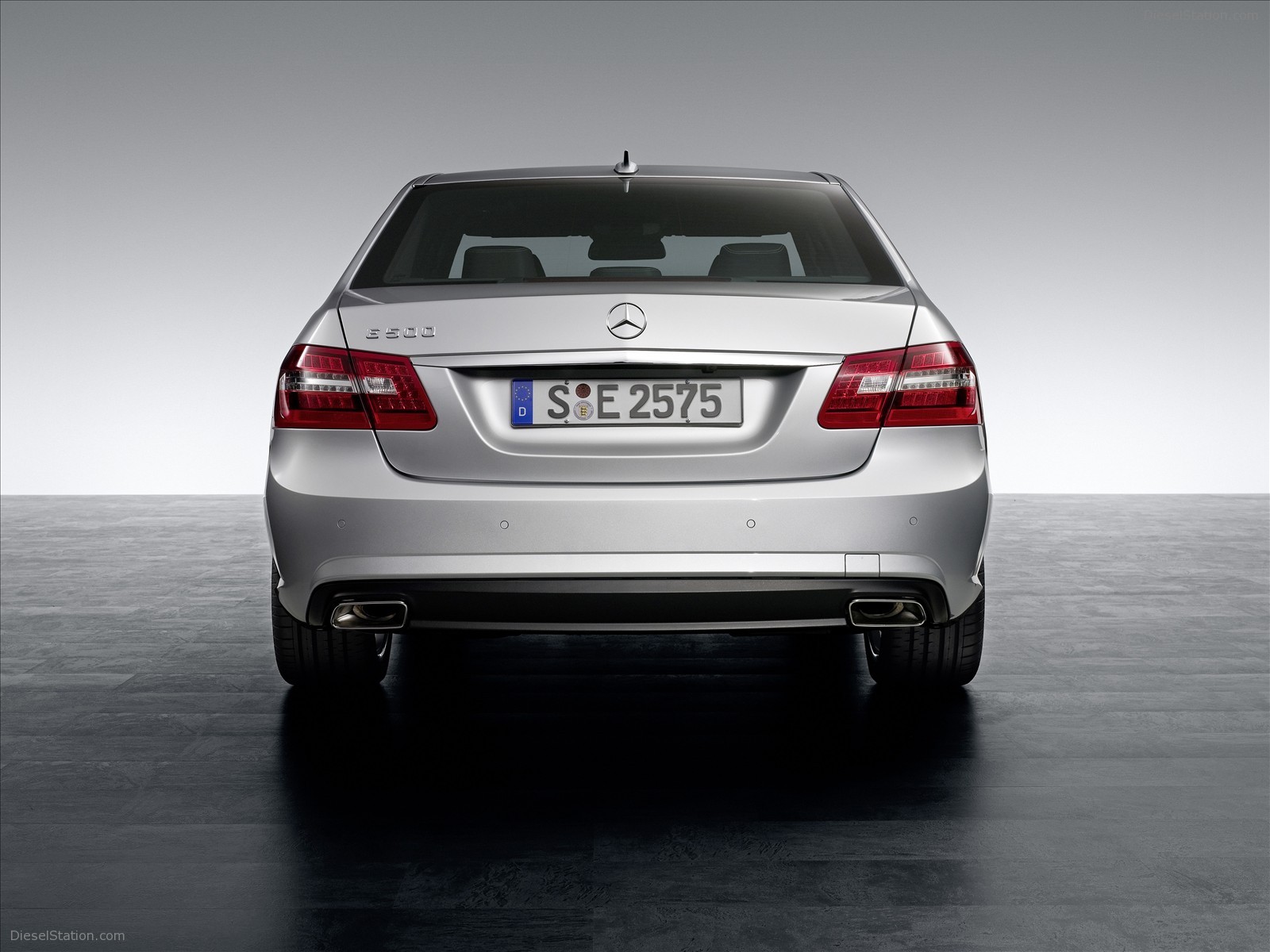 Mercedes-Benz E-Class AMG Sports Package Mercedes-Benz E-Class AMG Sports Package