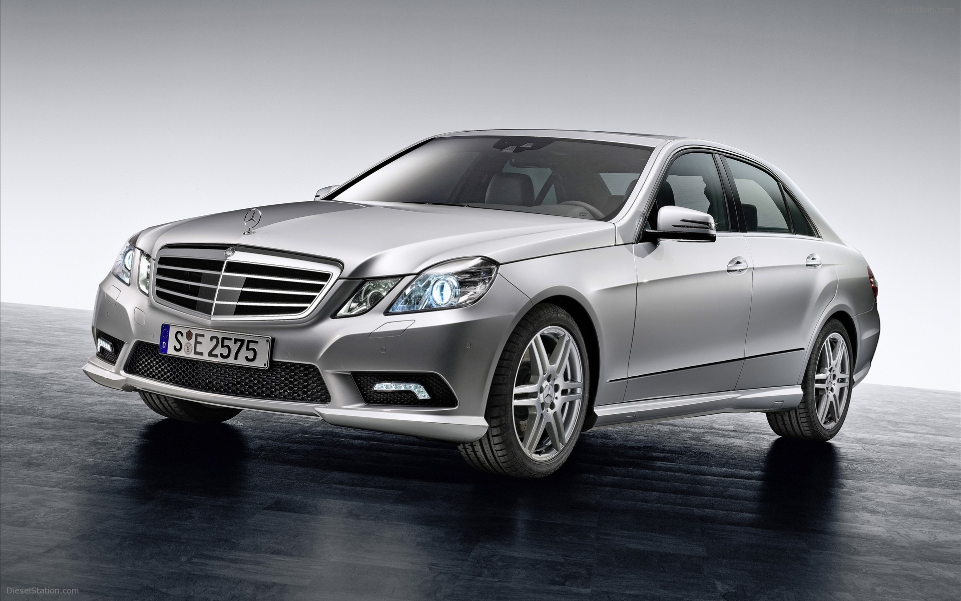 Mercedes-Benz E-Class AMG Sports Package 