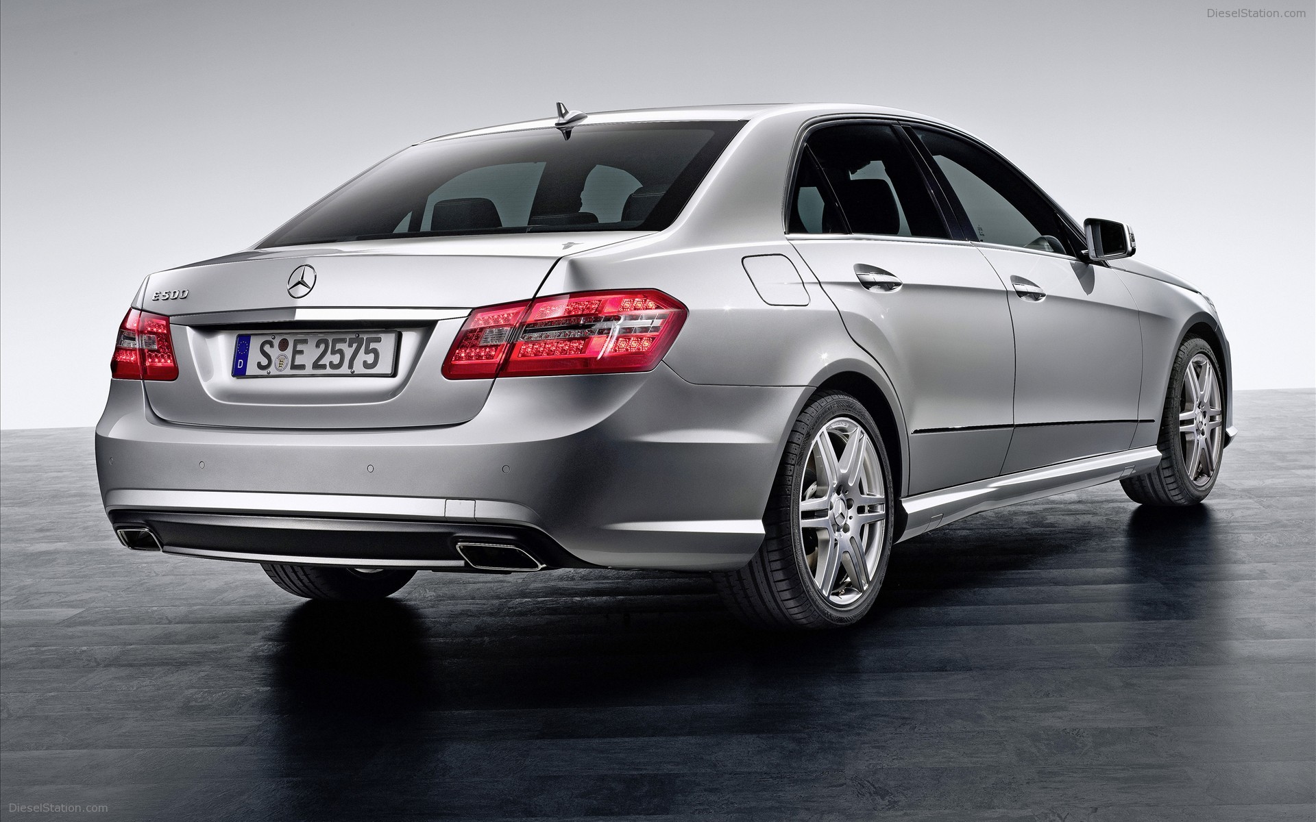 Mercedes-Benz E-Class AMG Sports Package Mercedes-Benz E-Class AMG Sports Package