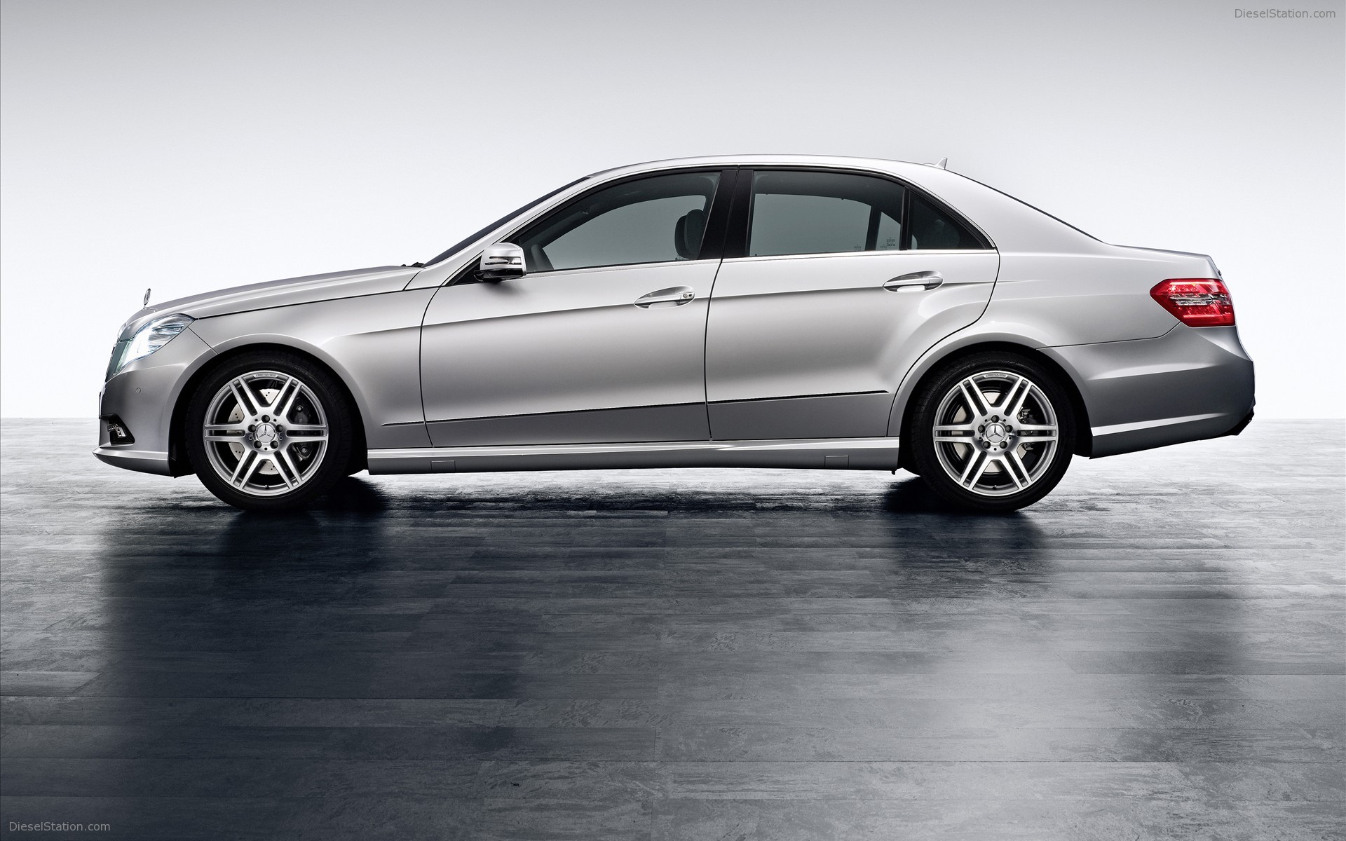 Mercedes-Benz E-Class AMG Sports Package 
