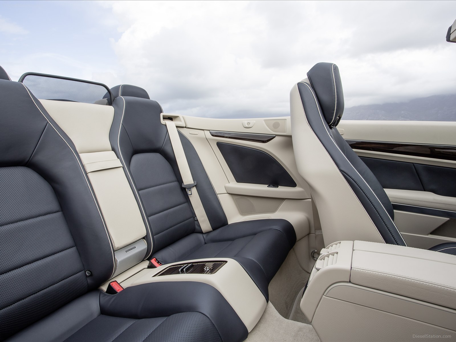 Mercedes-Benz E-Class Cabriolet 2014