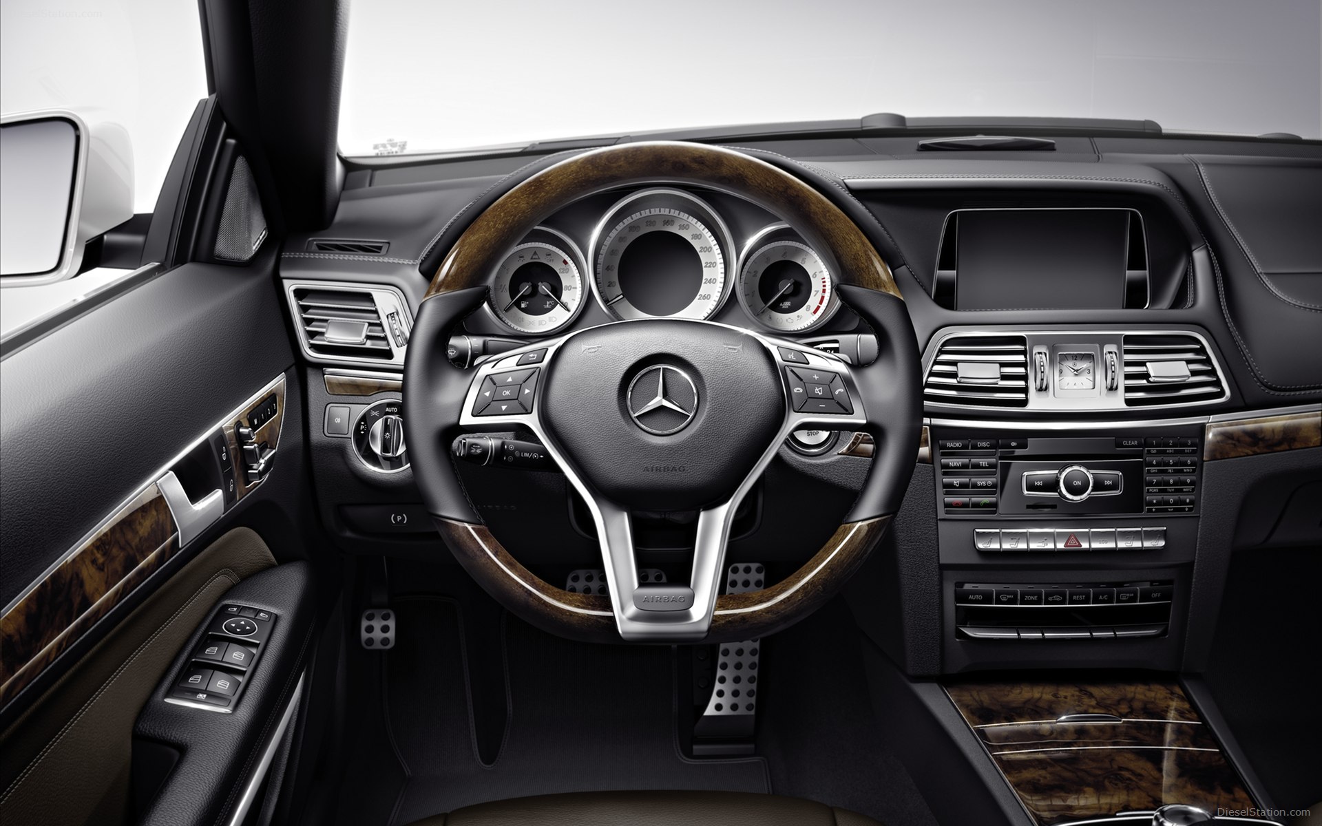 Mercedes-Benz E-Class Cabriolet 2014