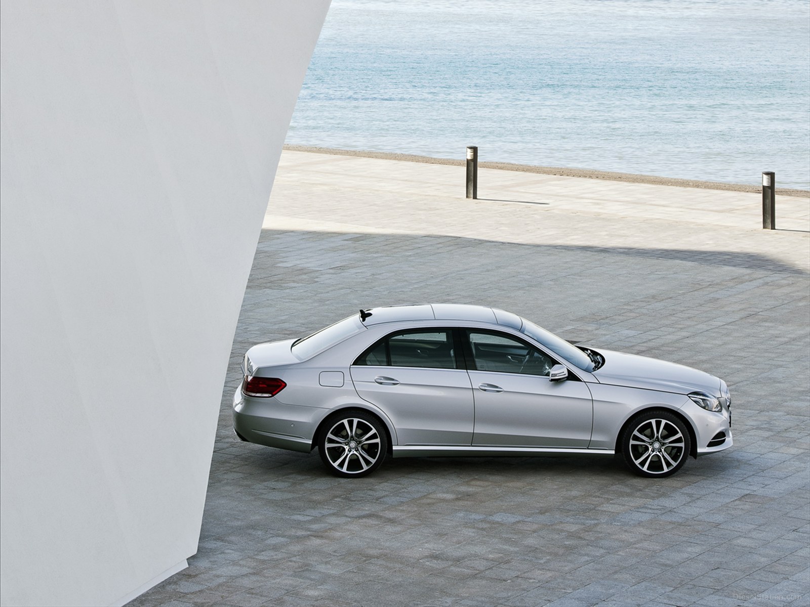 Mercedes Benz E-Class Sedan 2014