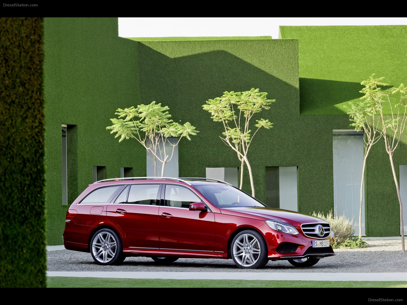 Mercedes Benz E-Class Wagon 2014