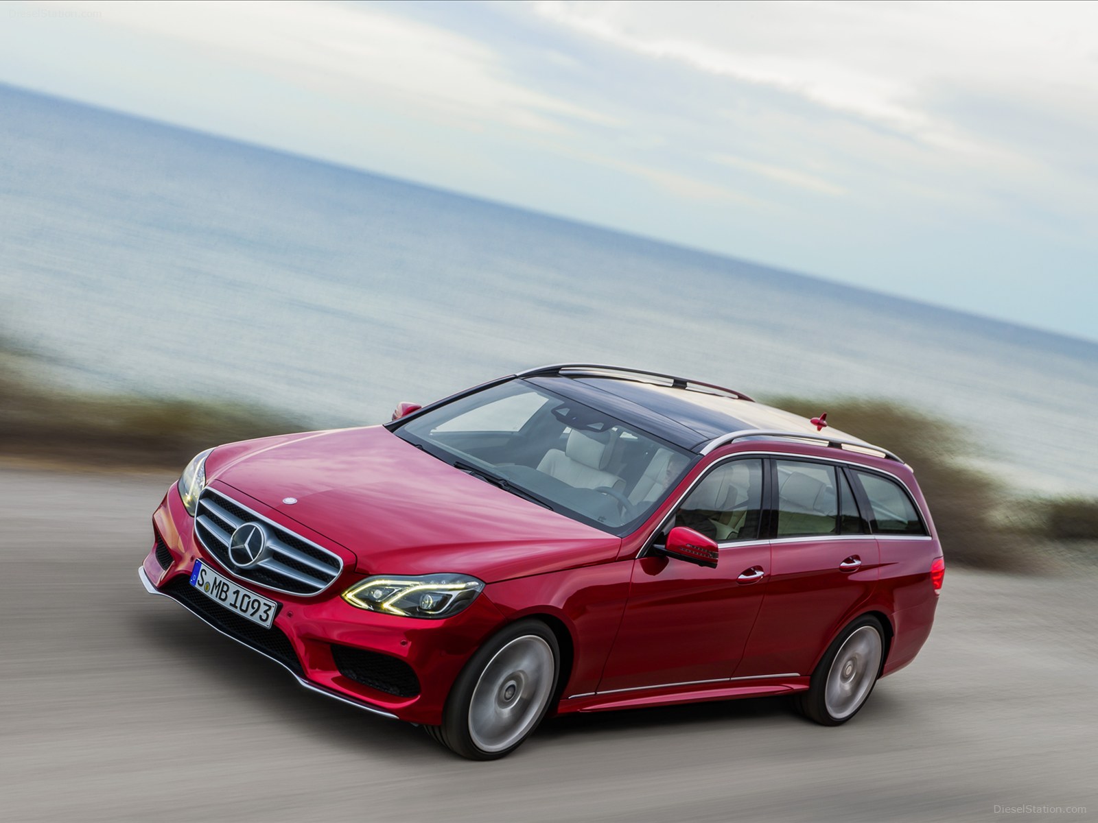 Mercedes Benz E-Class Wagon 2014
