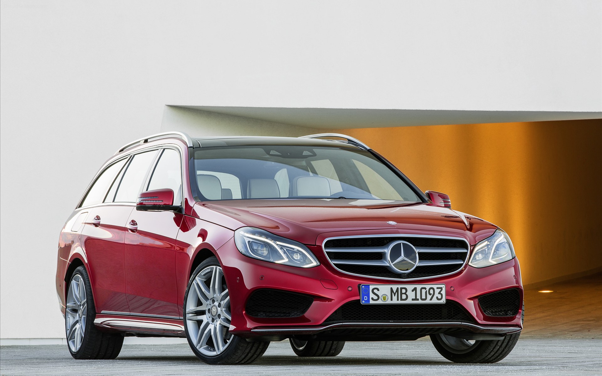 Mercedes Benz E-Class Wagon 2014