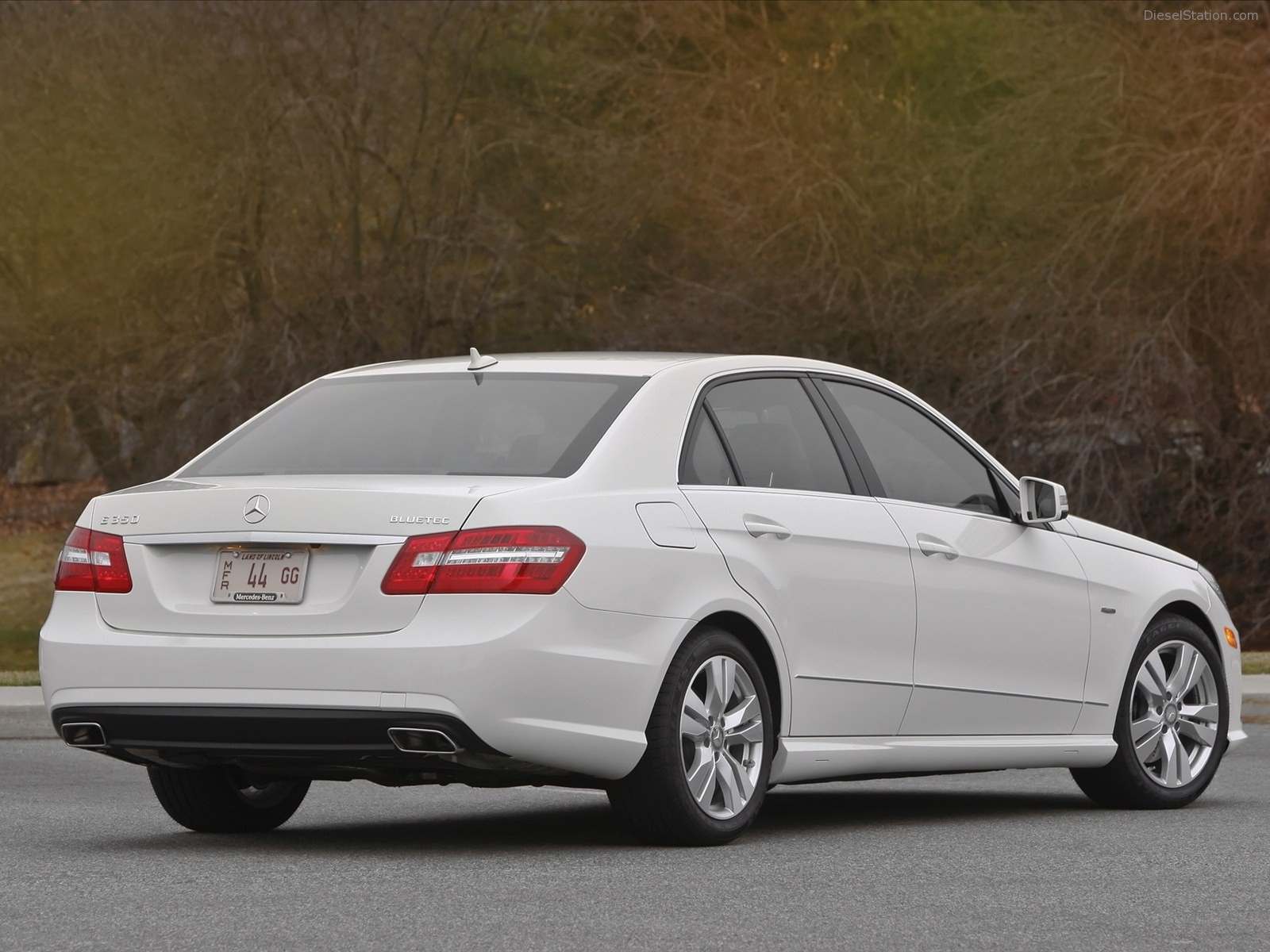 Mercedes-Benz E350 2011