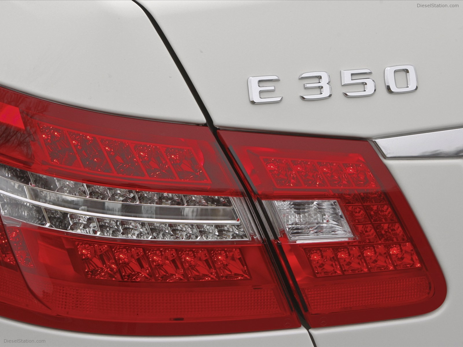 Mercedes-Benz E350 2011