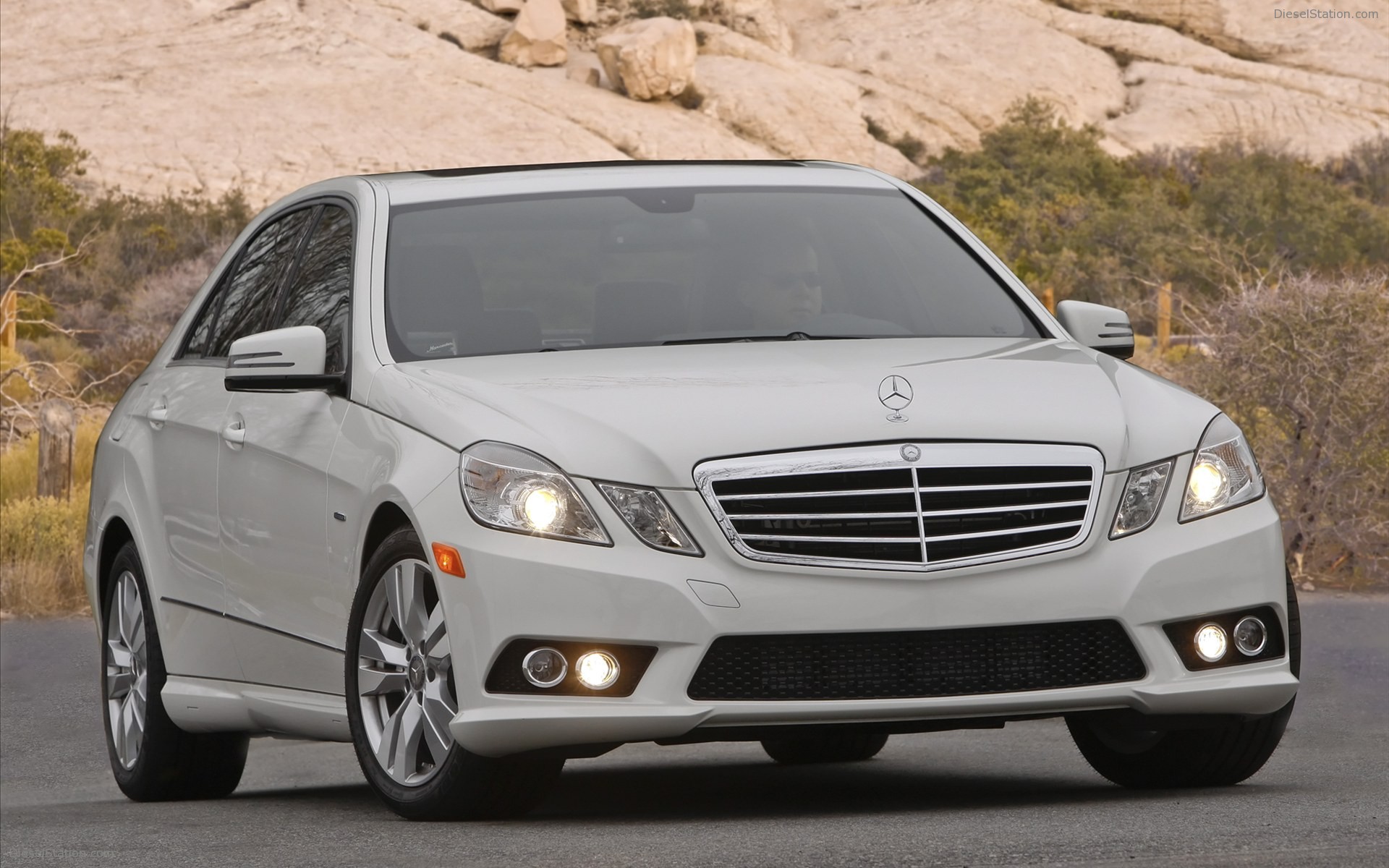 Mercedes-Benz E350 2011