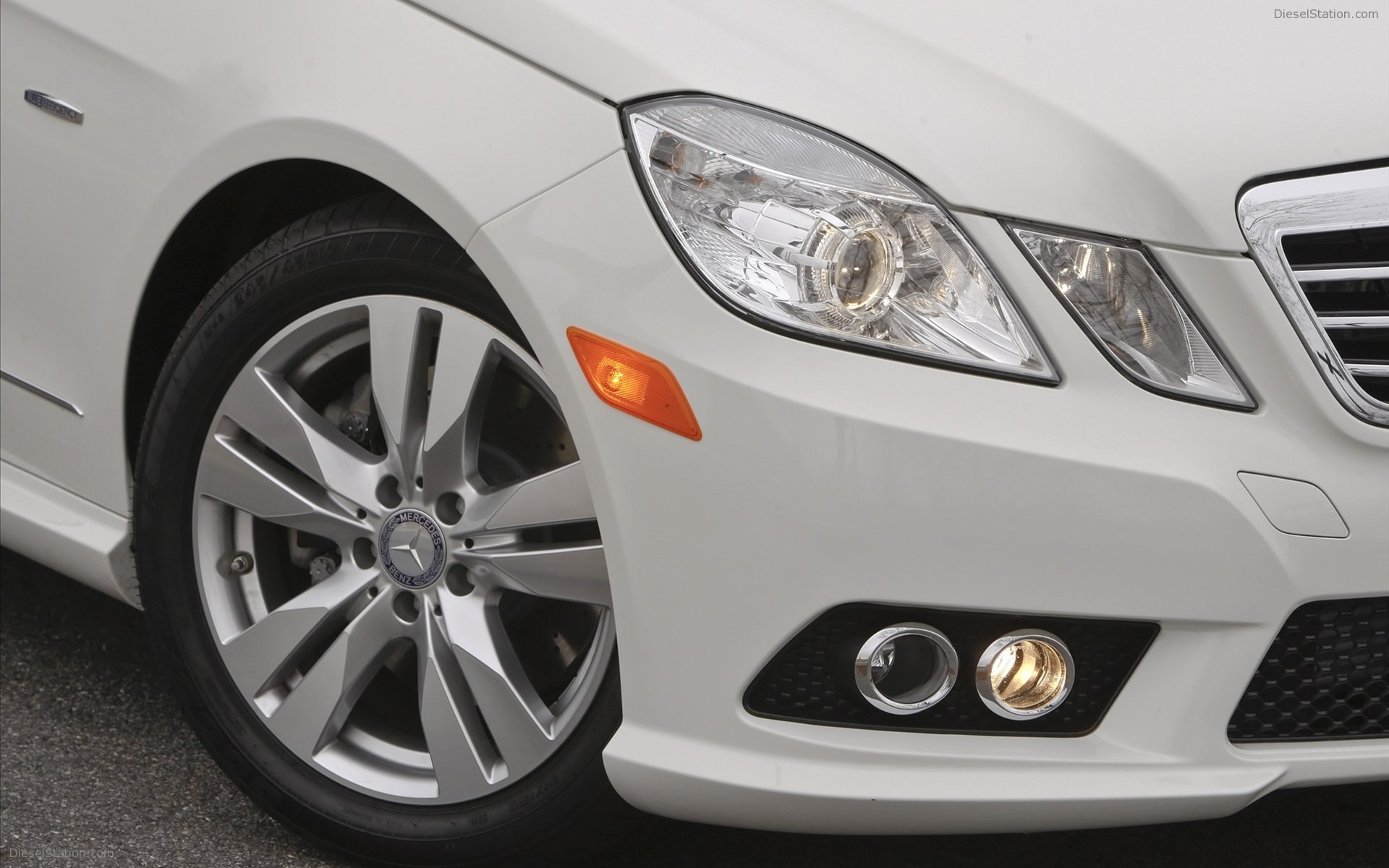 Mercedes-Benz E350 2011